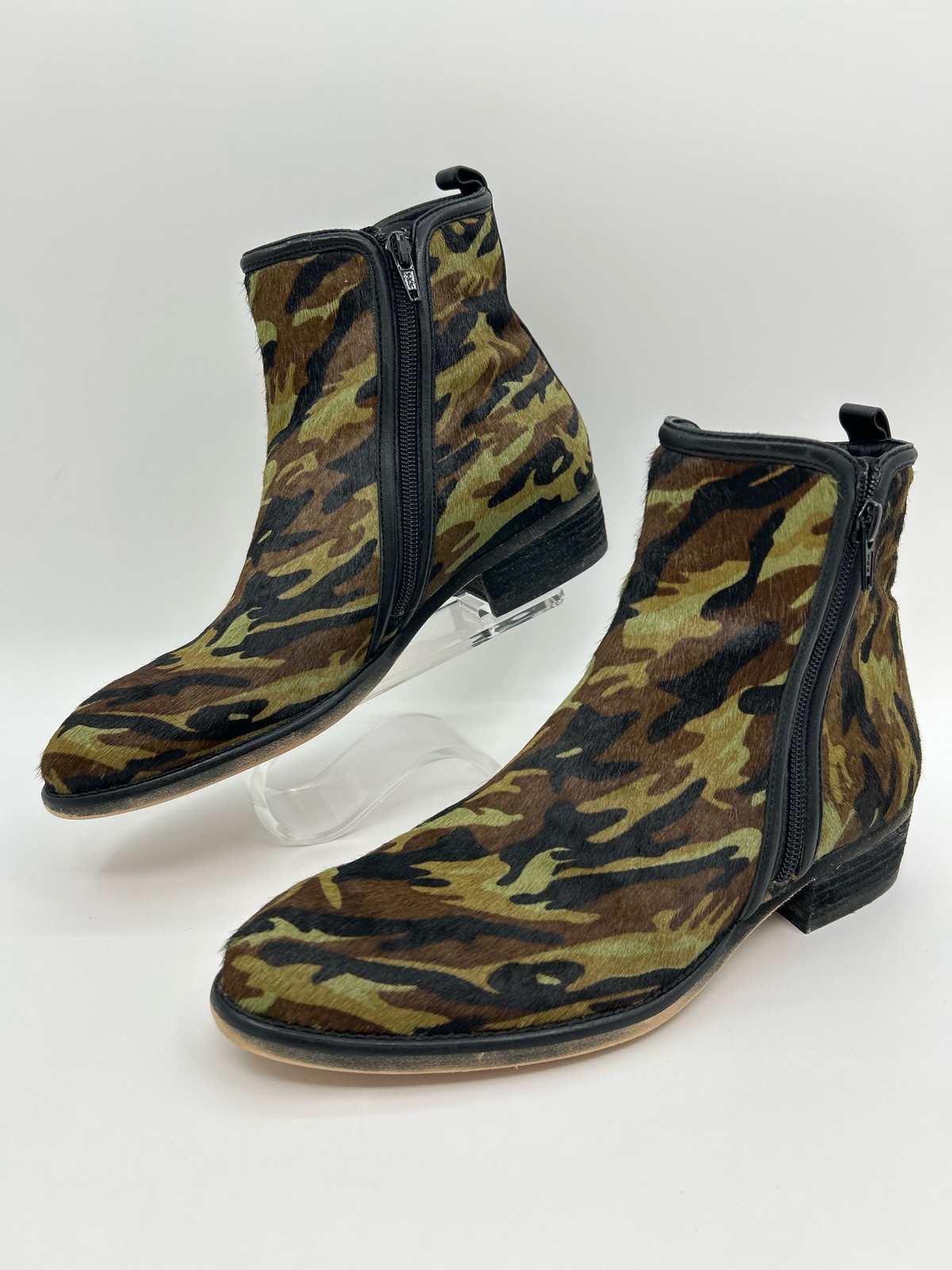 VANELI Halima Calf Hair Booties Size 9M Green Camo Women Boots Comfort Boho LTHR