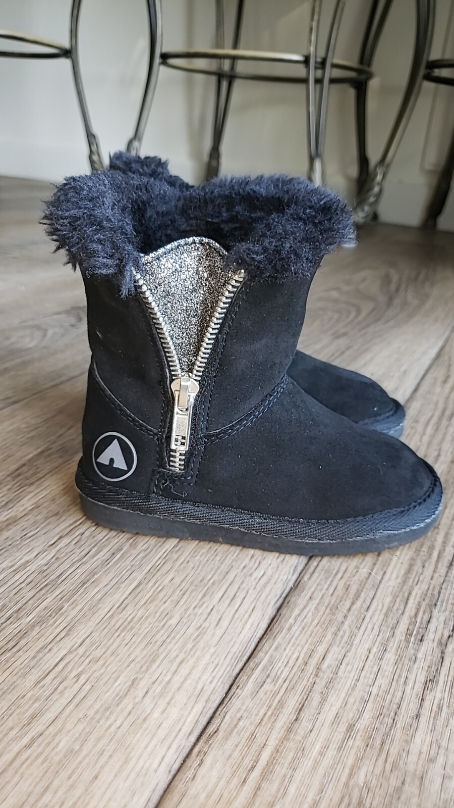 Airwalk Girls Boots, Fuzzy Insides, Black Size Toddler 6