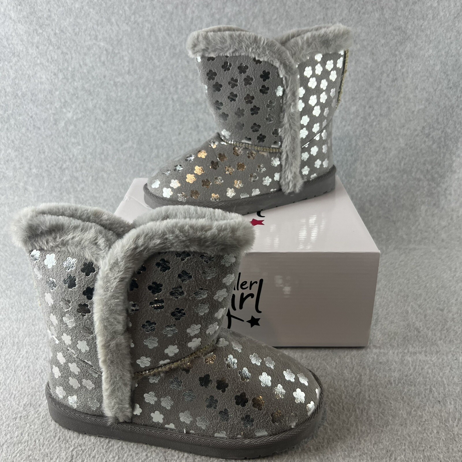 Olivia Miller Pull on Boots Girls Size 5 Youth Faux Fur Trim Gray Metallic