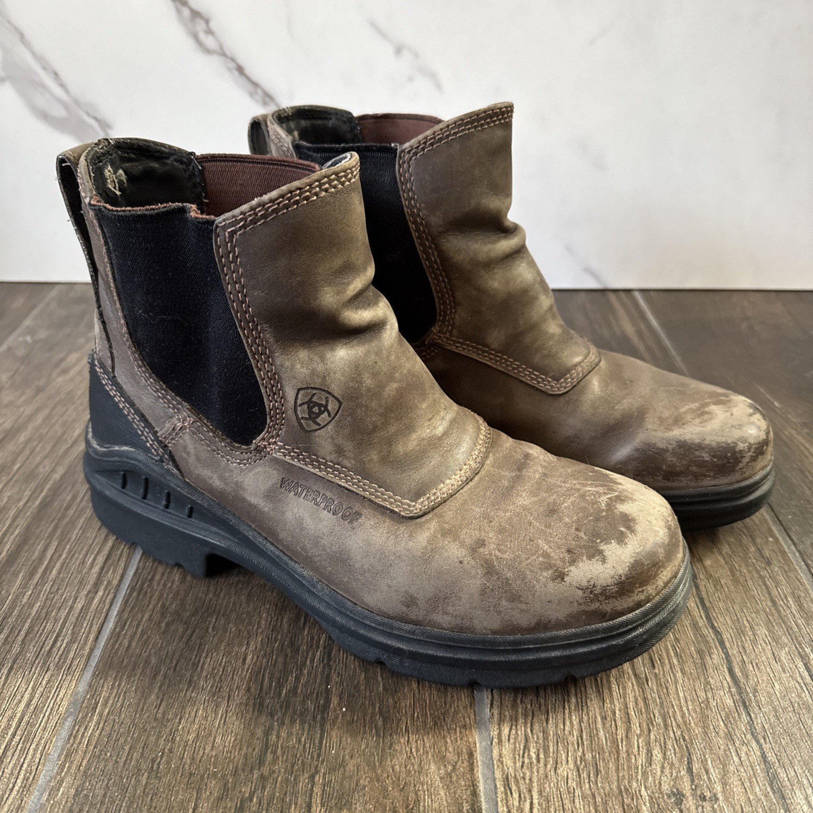 Ariat Women’s 9.5B Brown Leather Slip-On Work Boots Chelsea