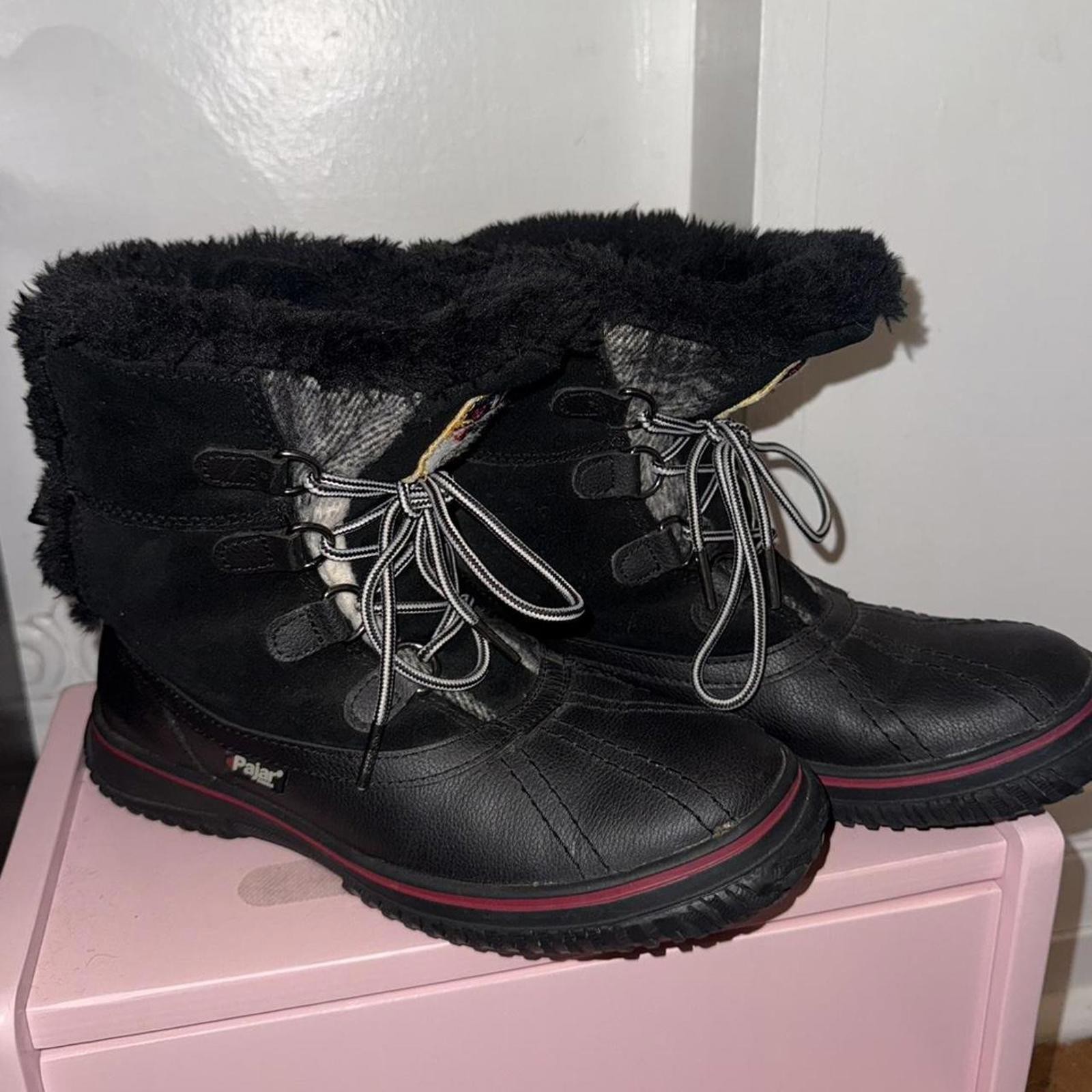Pajar Canada Black Shearling Lined Snow Duck Women Winter Boots size 7-7.5