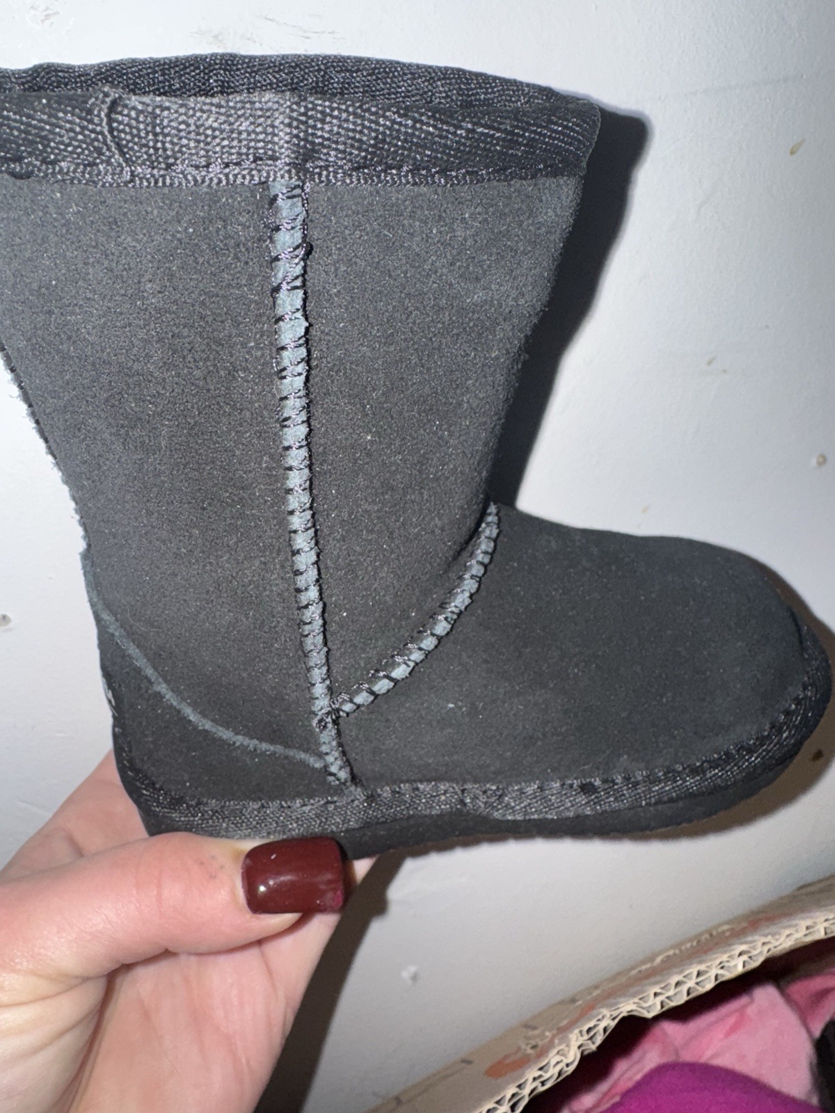 Uggs Girls Size 7 Brand New