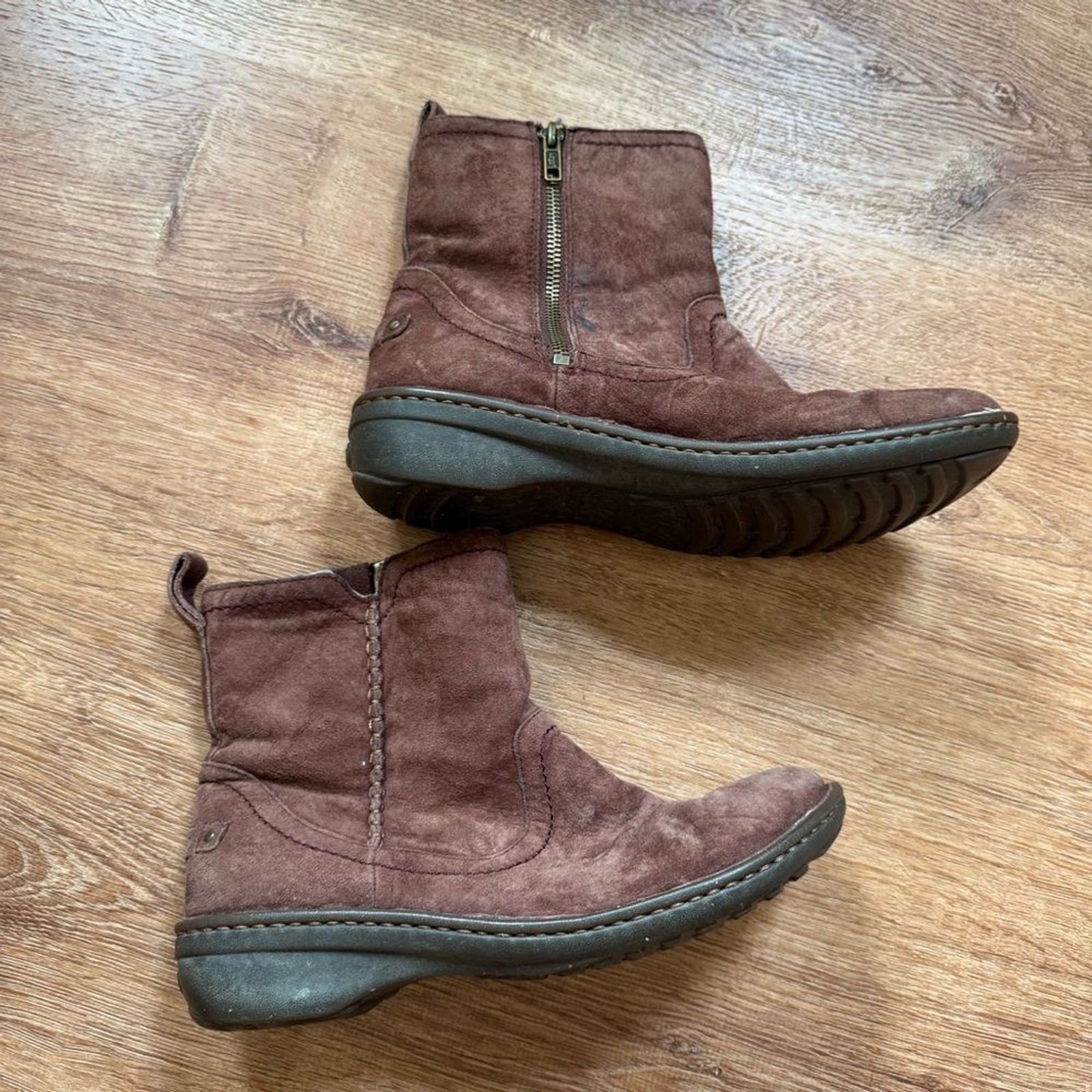 UGG Neevah Suede Ankle Boots