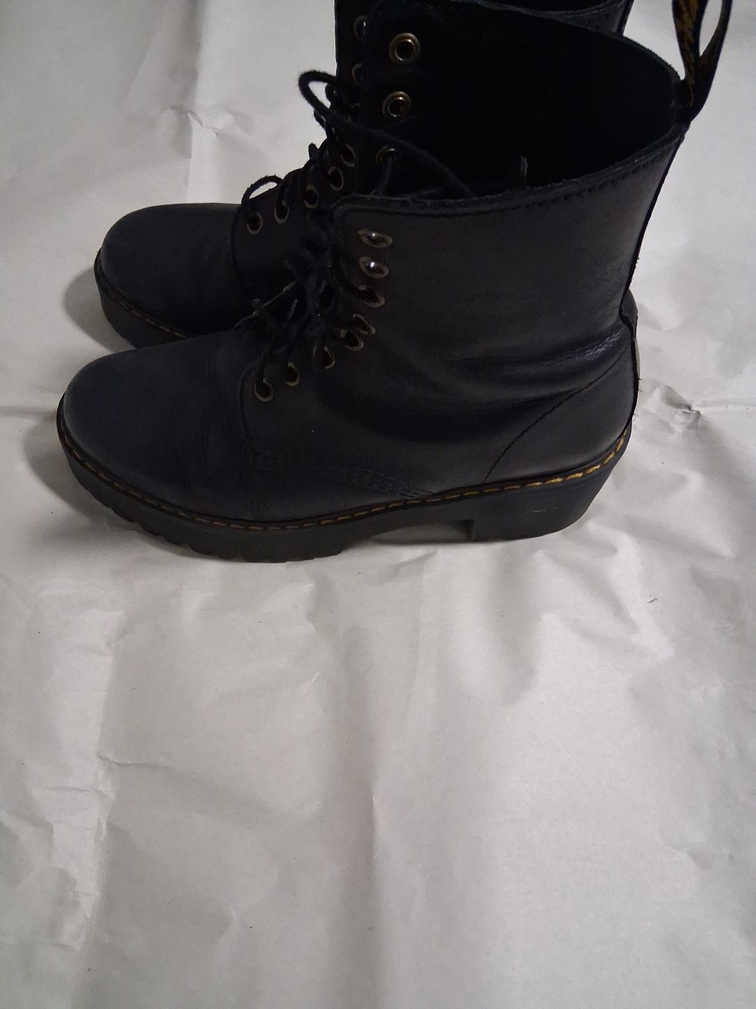 Dr. Marten Womens Shriver Hi Fashion Boots Size US 8 L