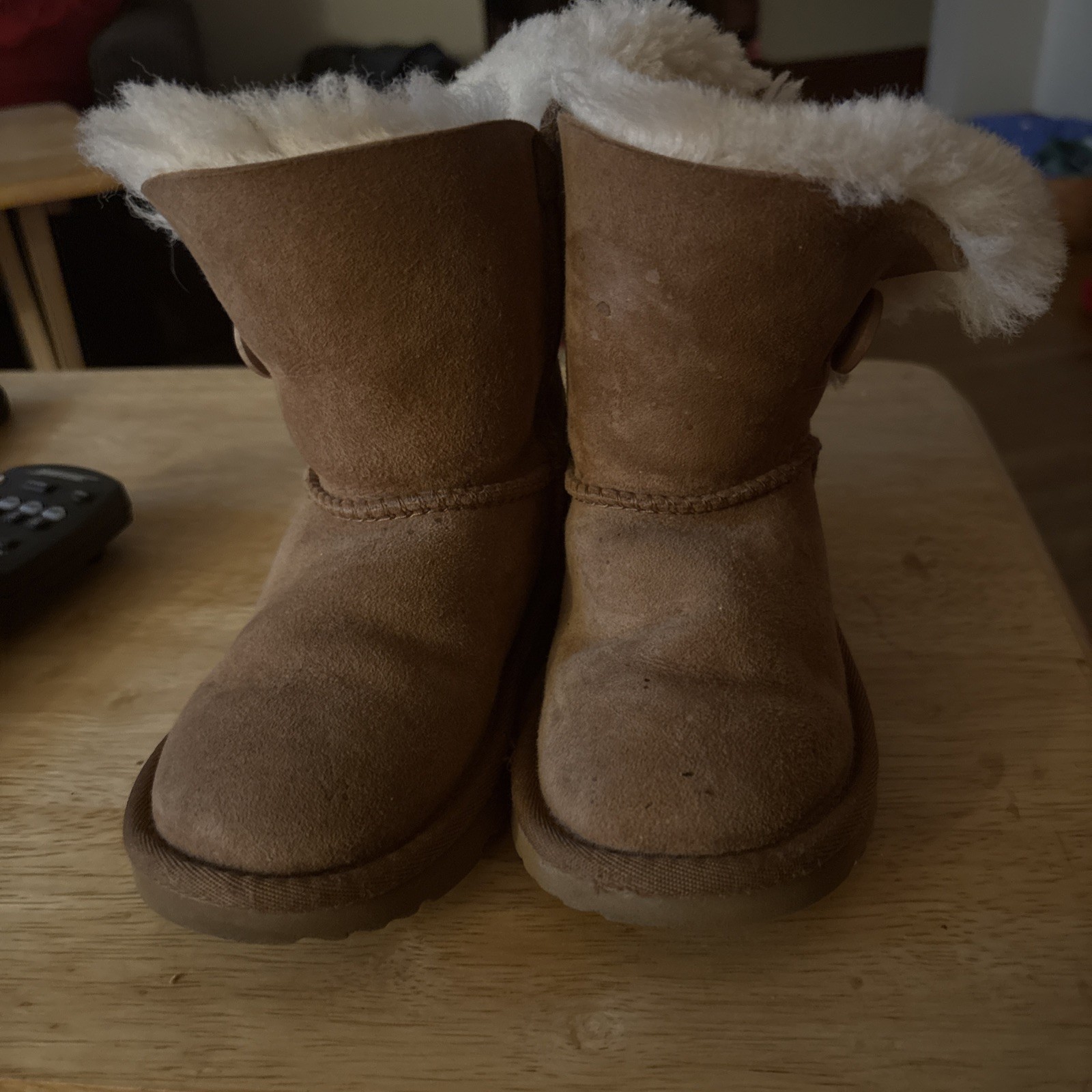 UGG Toddler Bailey Button II Boots Sheepskin Suede Waterproof Girls’ Boots