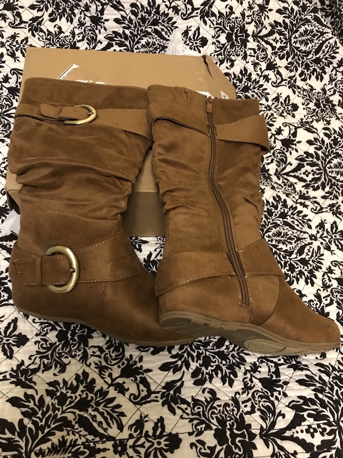 Women Boots Size 6