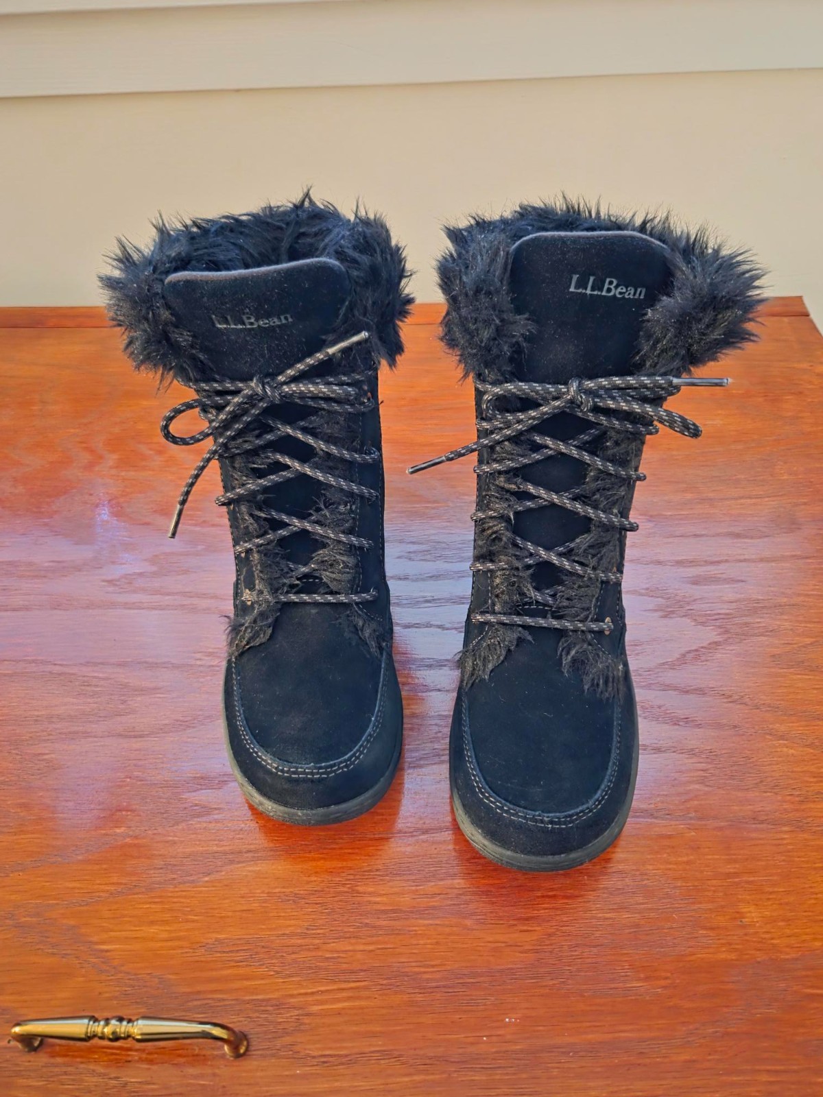 LL Bean Black Fur Trim Women Winter Boots