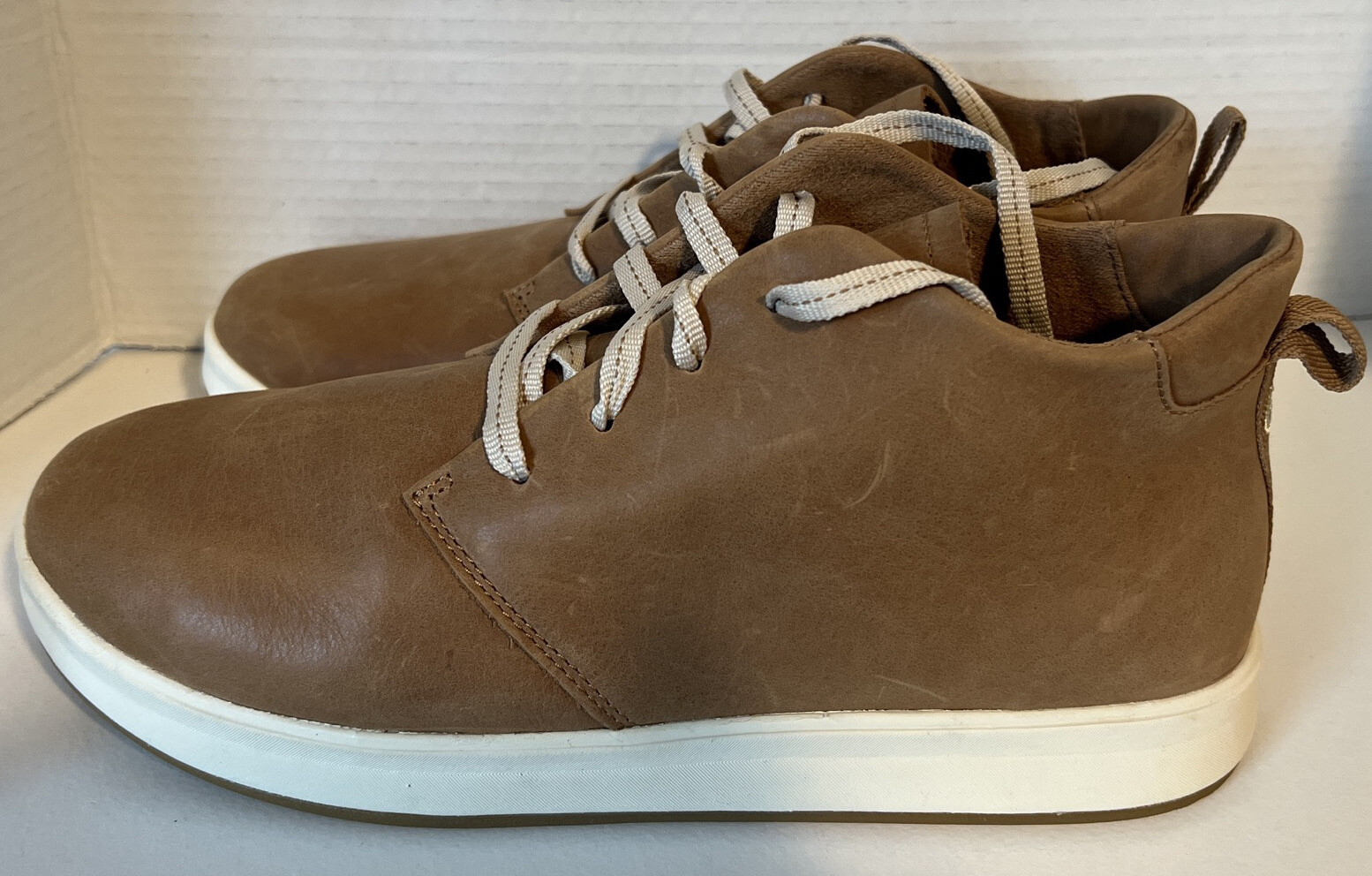 Women Boots OluKai Wao Women’s Leather Tan W 11