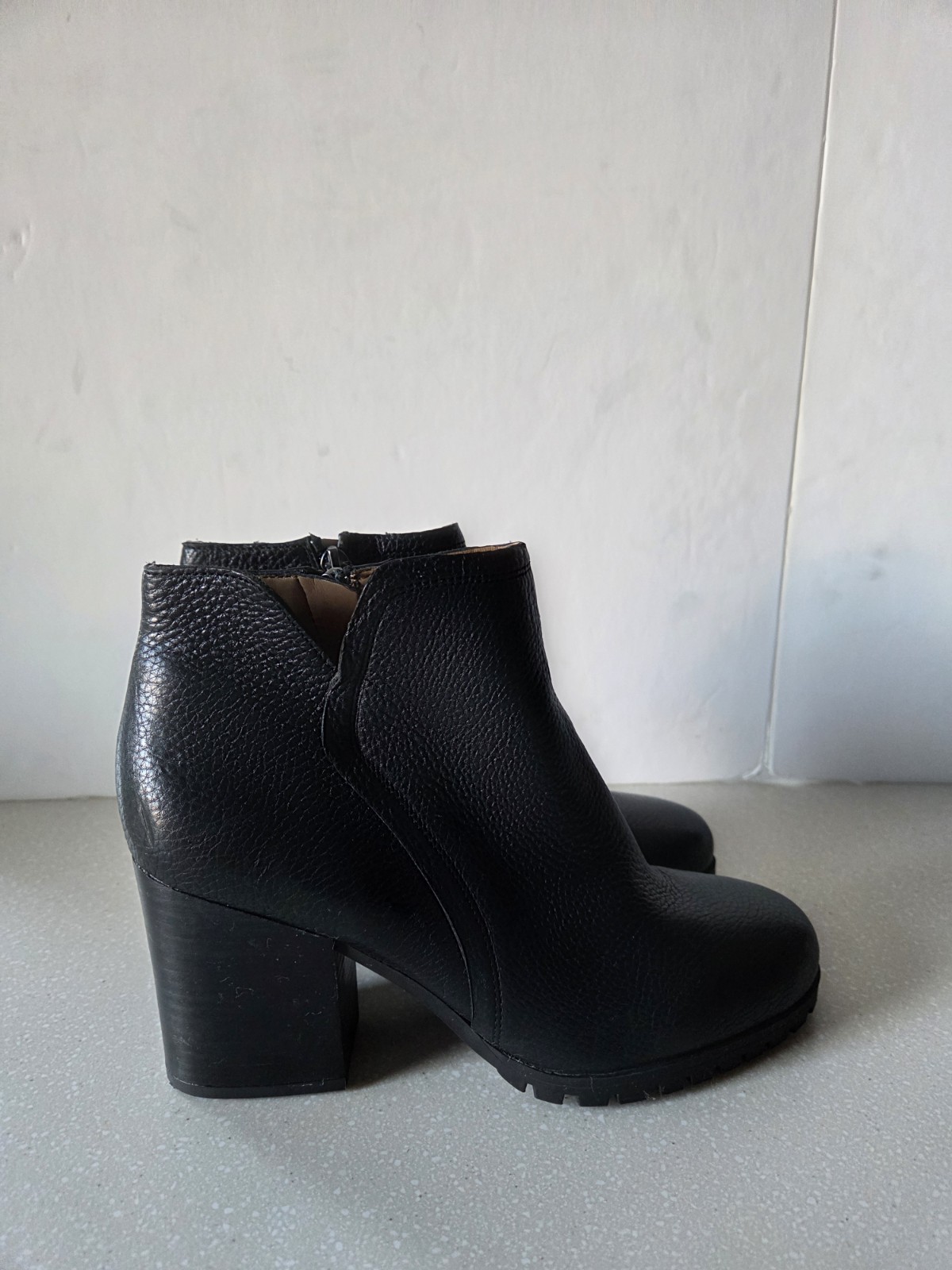FRANCO SARTO WOMEN BOOTS SIZE 8.5M BLACK LEATHER BLOCK HEELS PERFECT CONDITION