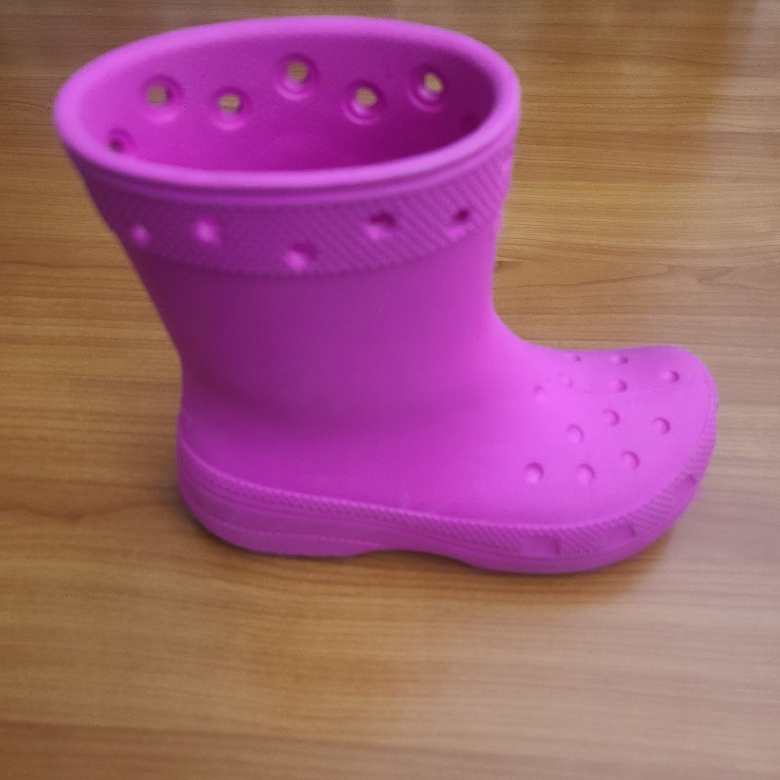 Crocs Classic Boot Girls Size 4 Youth Pink Pull On Comfort Boots Shoes