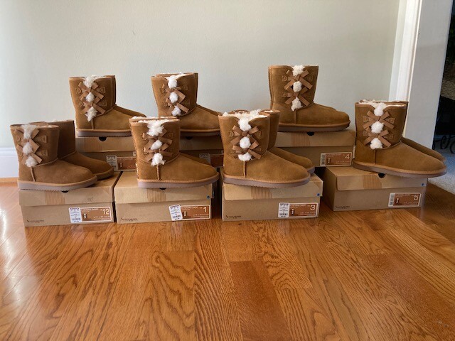 New Koolaburra Ugg girls boots Victoria short chestnut 7T  13 T  1 3 5 suede