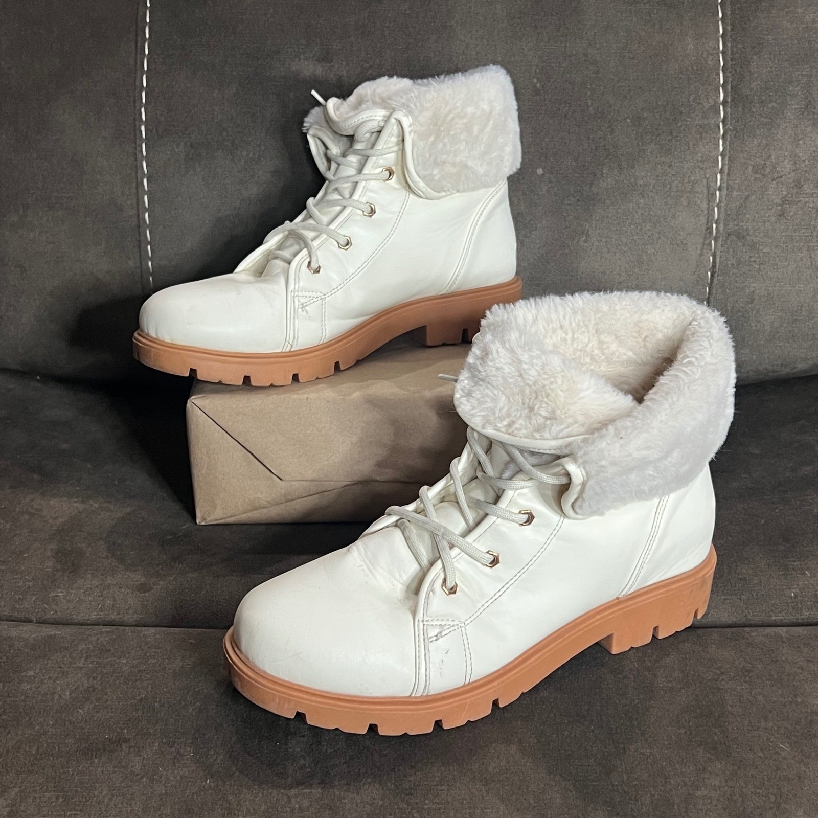 Fabkids Girls Winter Boots Faux Fur Lined Lace Up Fold Over Size 7 Youth Cream