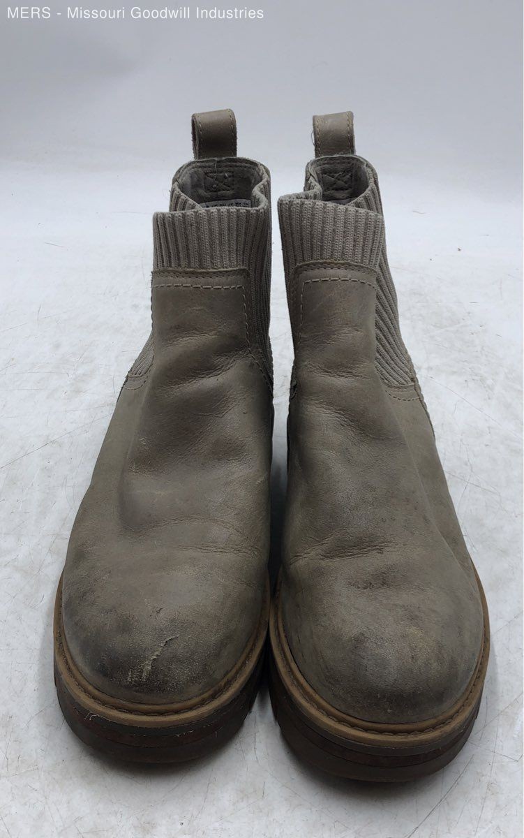 Timberland Women Beige Cervinia Valley Chelsea Boots – US 7.2