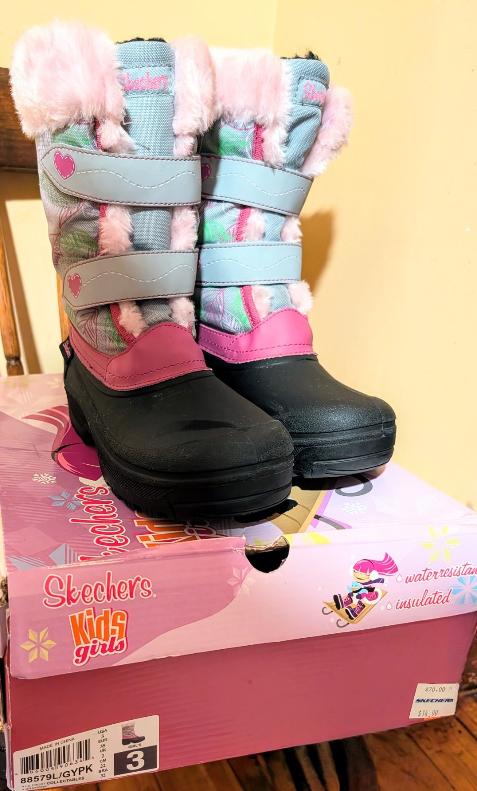 Skechers Girls Winter Boots Sz. 3 Pink/Gray