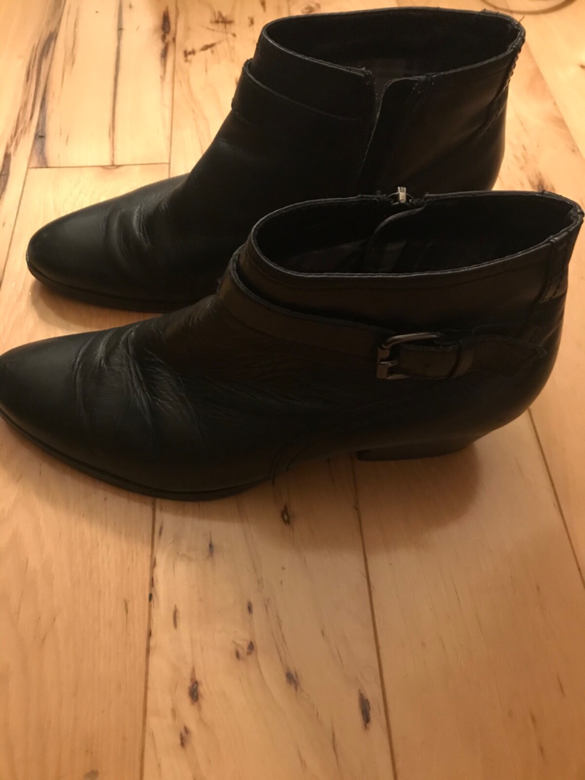 Aquatalia women boots size 9.5
