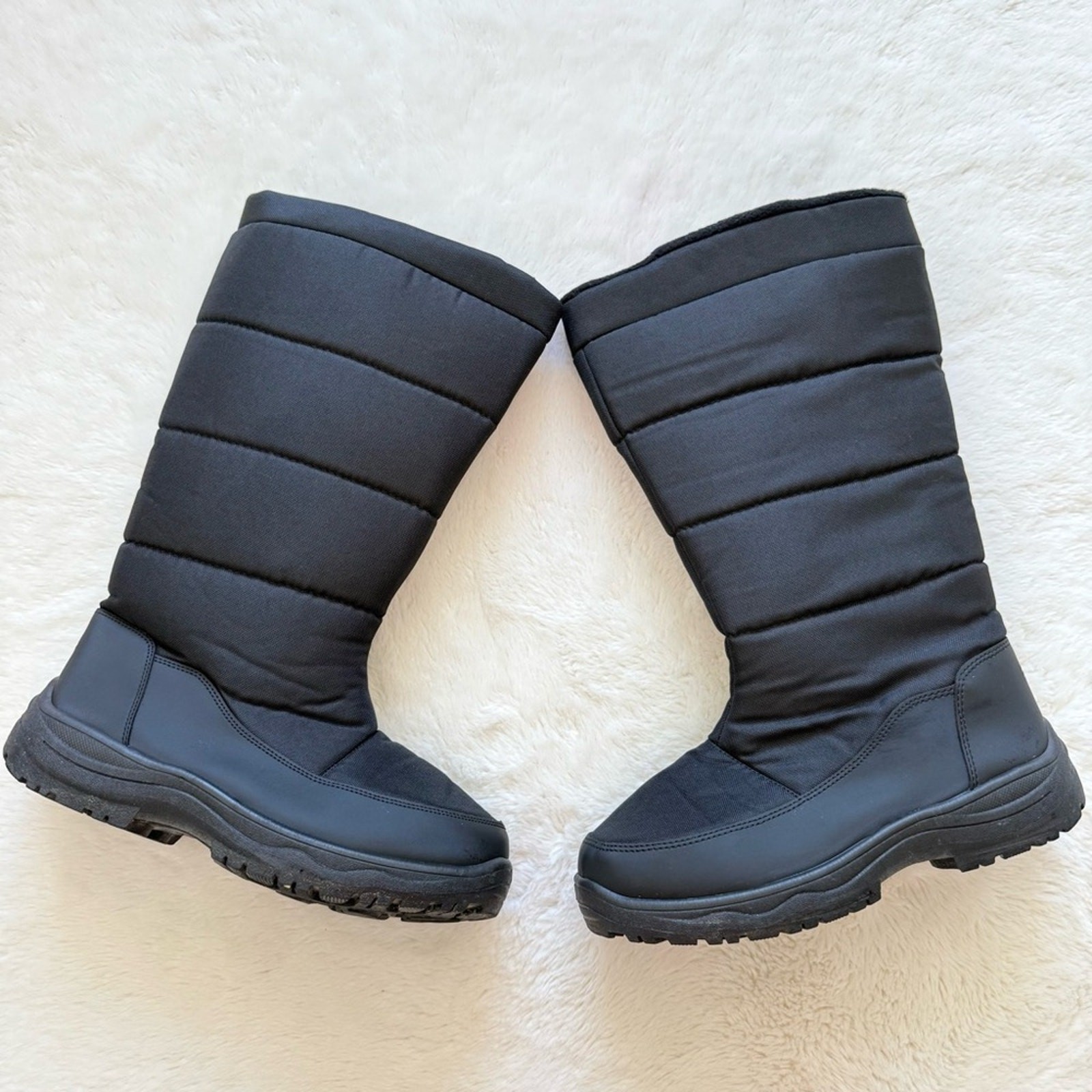 Mountain Warehouse women winter boots size 8 US
