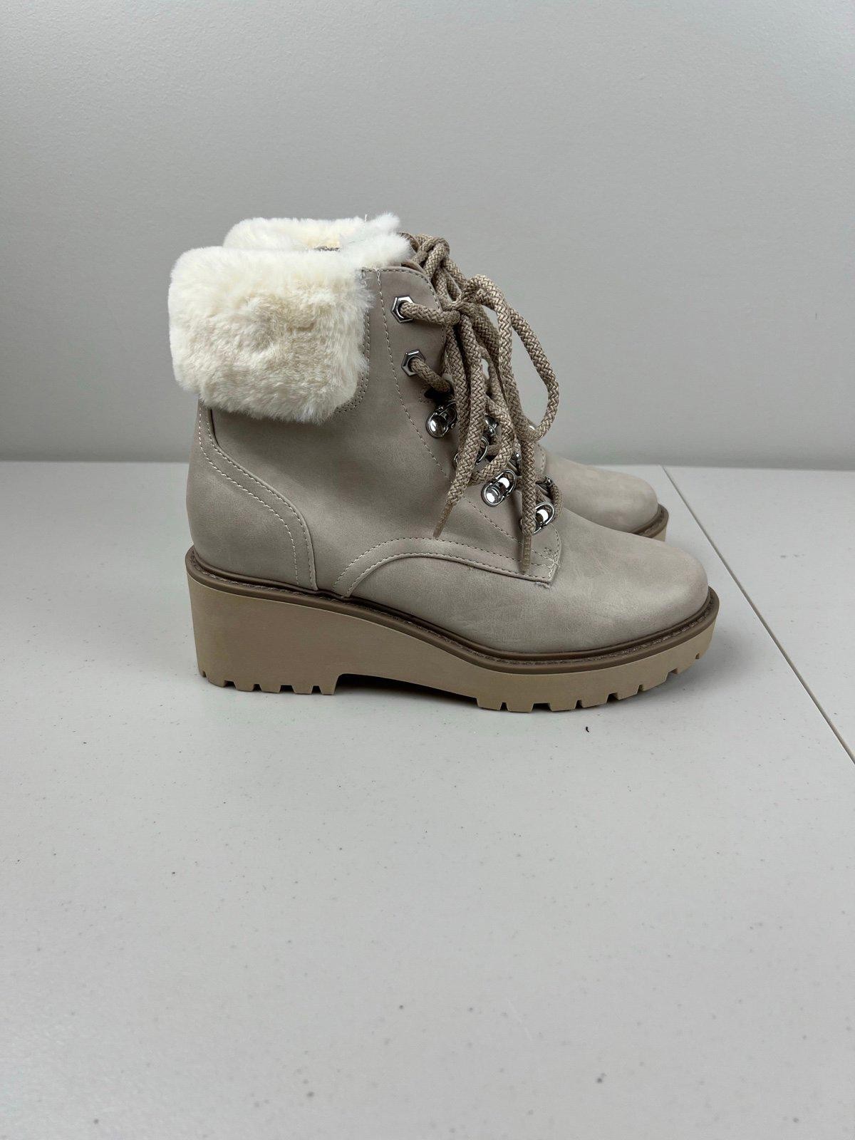 dv by Dolce Vita FRENNA Girls Winter Boots Size 5