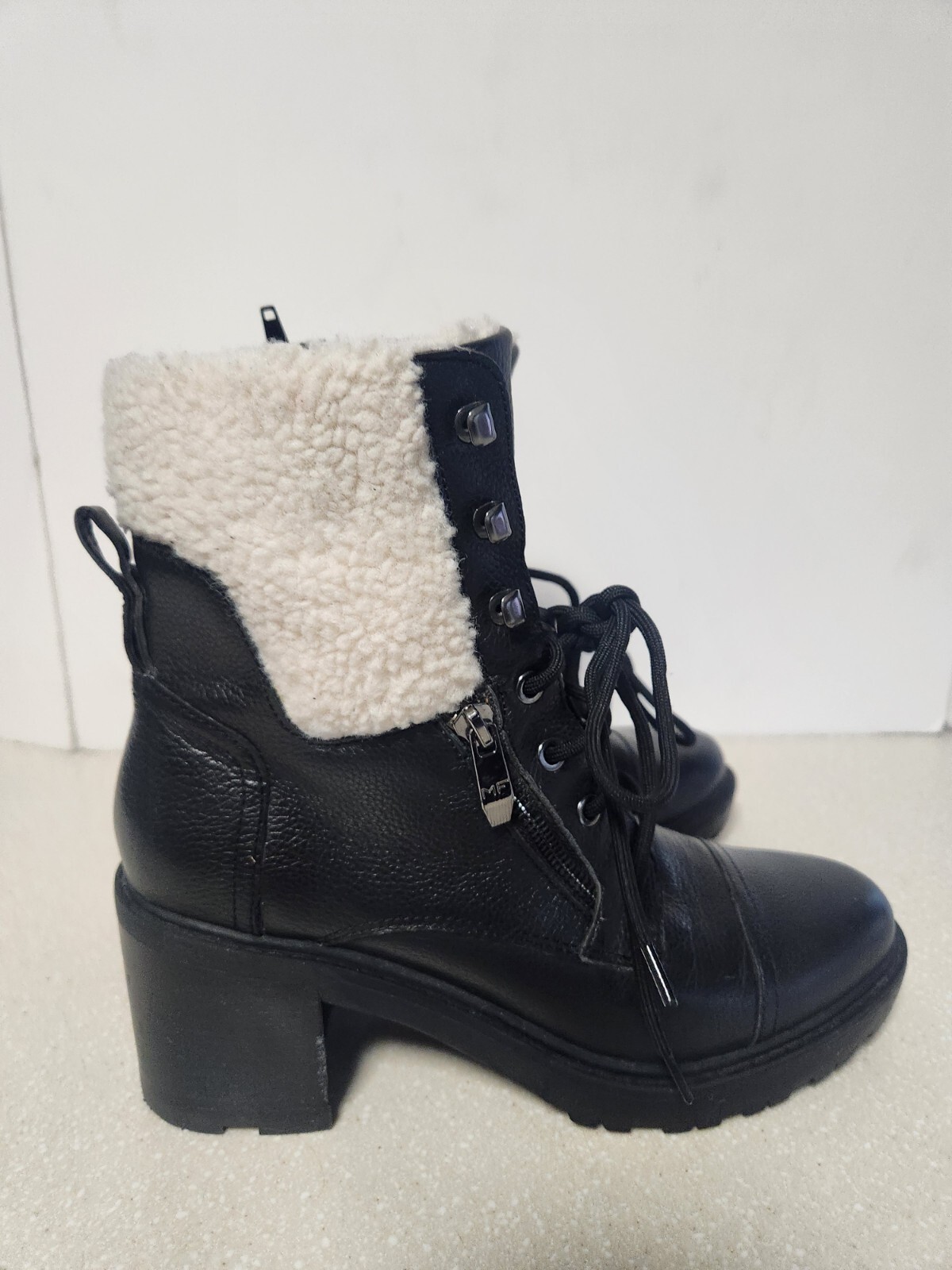 MARC FISHER COMBAT WOMEN BOOTS SIZE 9.5 M BLACK LEATHER
