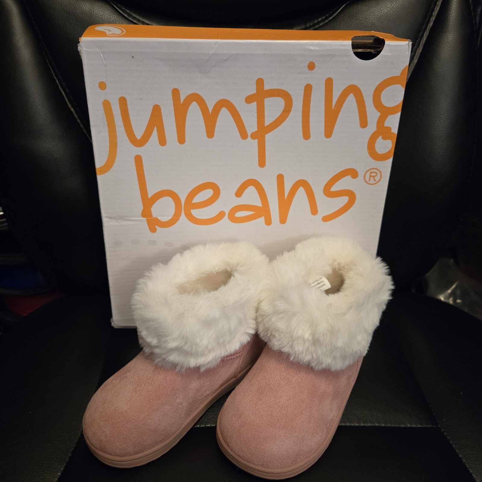 Jumping Beans Toddler Girls Size 7 Pink Faux Fur Boots – New in Box – Never Worn