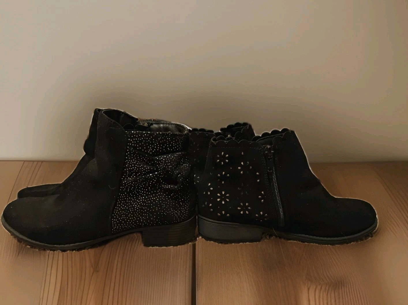 Girls Boots Bundle 2 Pairs One Kelly And Kate And One L&D Brand Size 3 With Cut