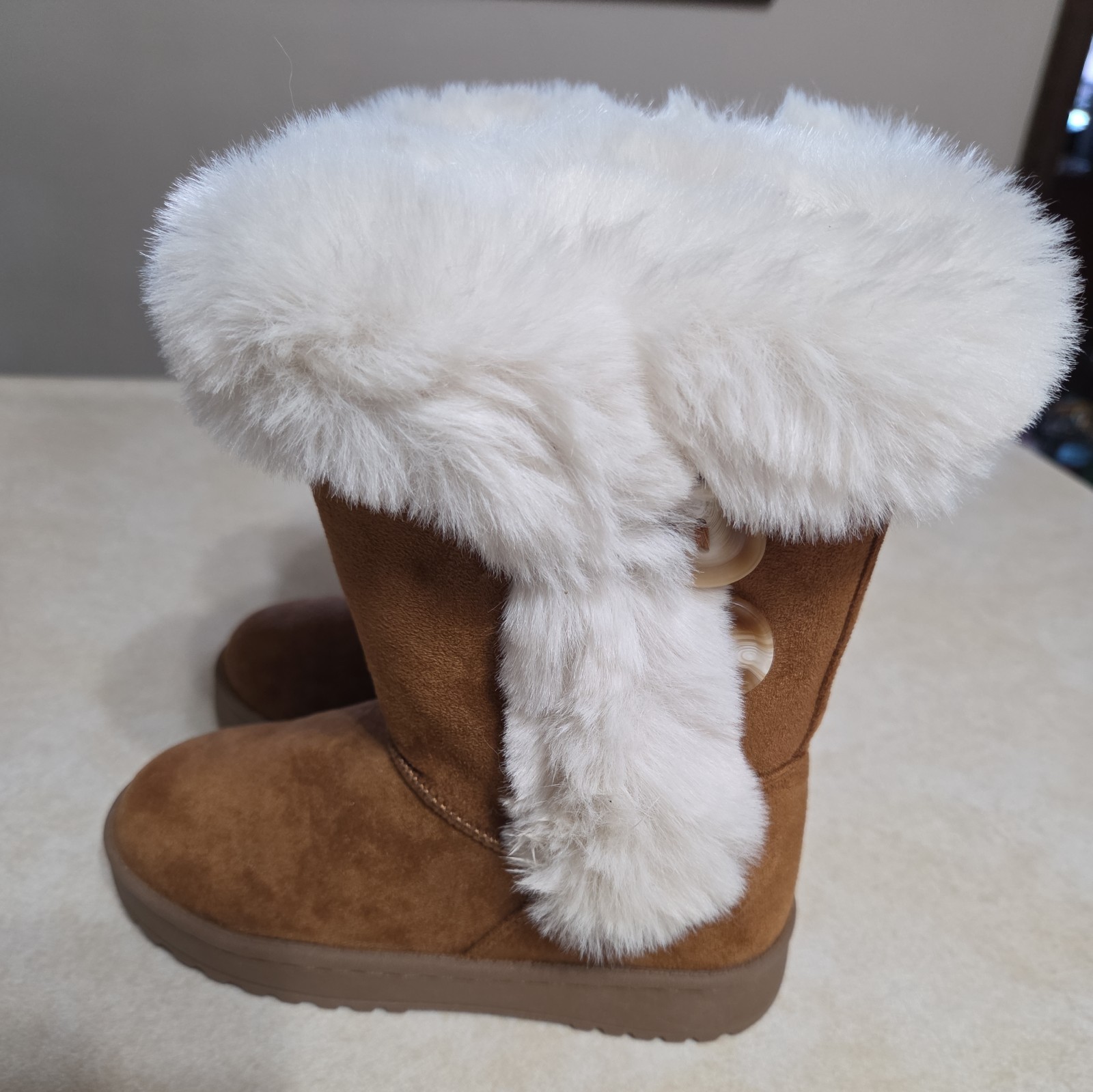 SO® Sophia Girls’ Winter Boots Faux fur boots. Pull-on, Girl’s Size 12