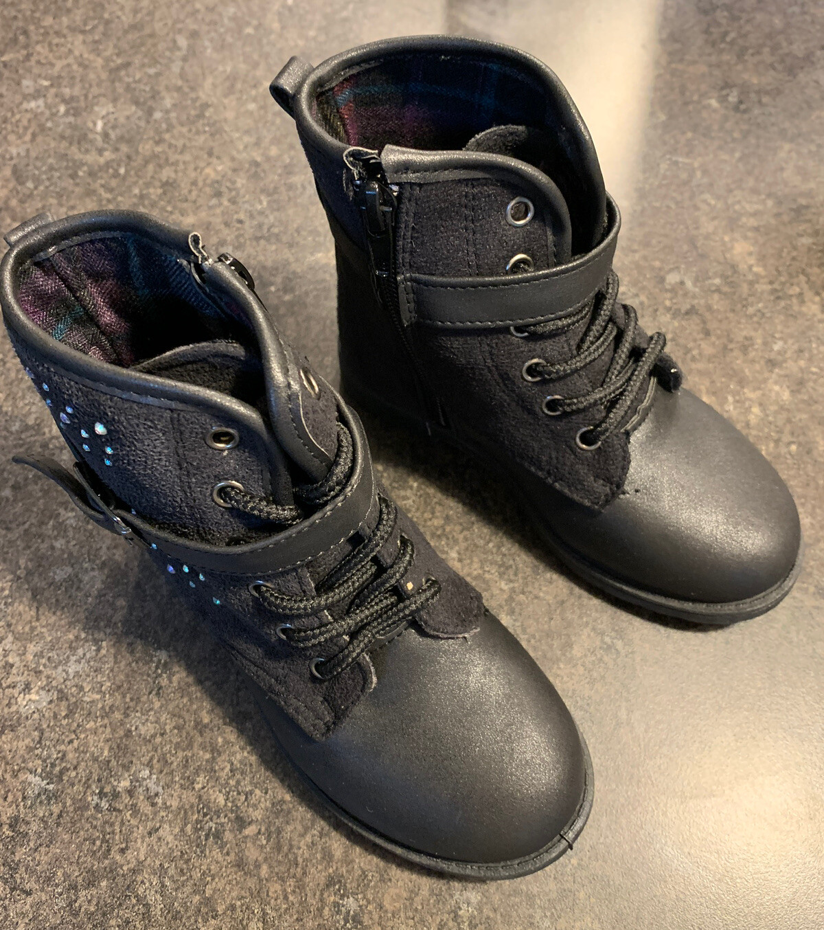 Girls Boots, CRB Brand, Sears, size 10 black, TG Leia, New In Box, Very Cute!!