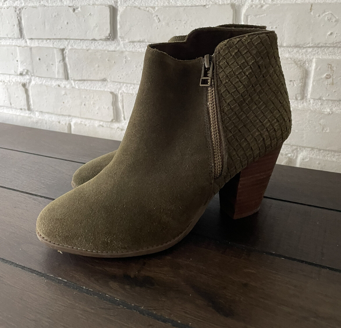 Sole Society Zada Suede Green Taupe Block Heels Ankle Women Boots Sz 8.5 M