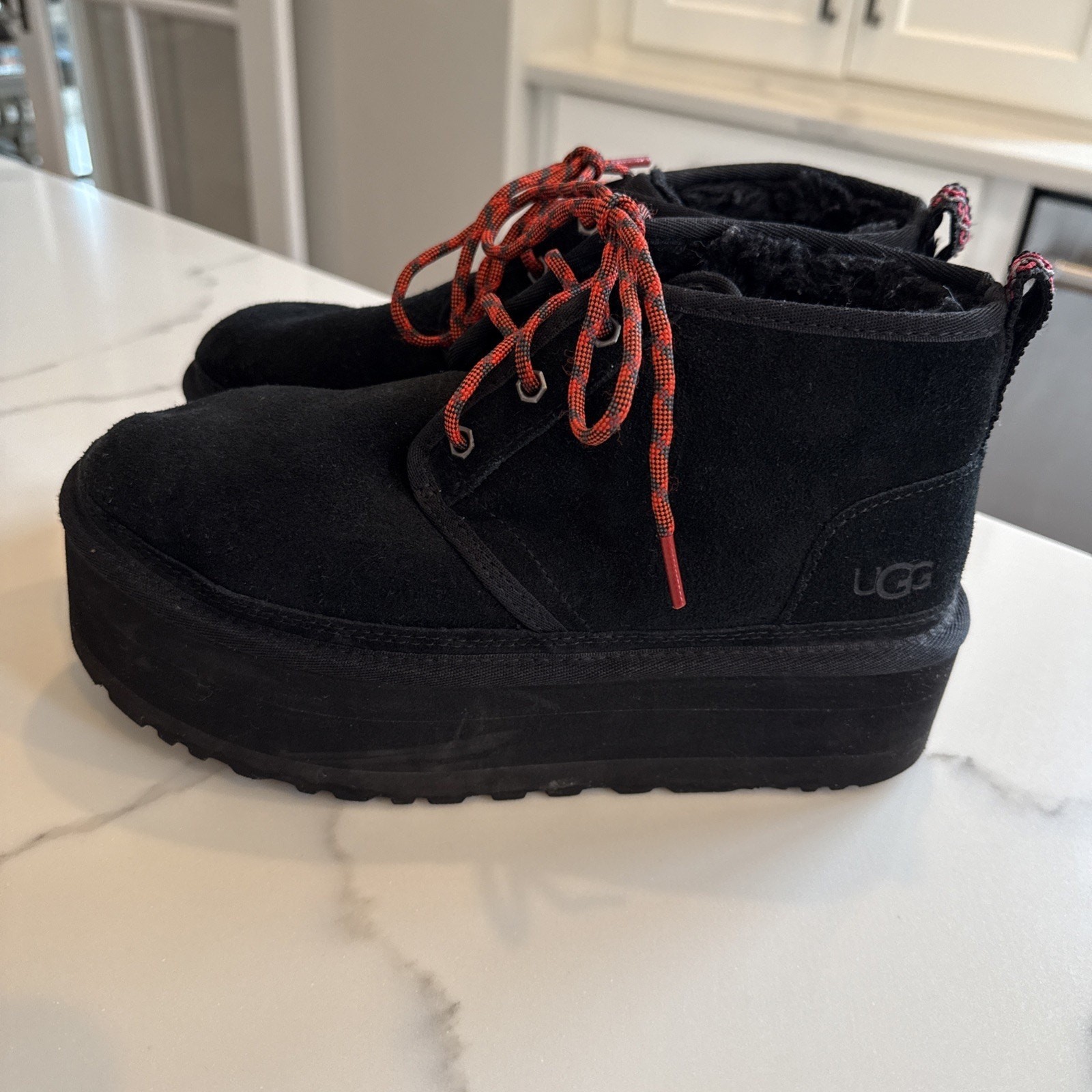 UGG NEUMEL HERITAGE PLATFORM WOMEN BOOTS SUEDE BLACK US 9/ UK 7/ EU 40