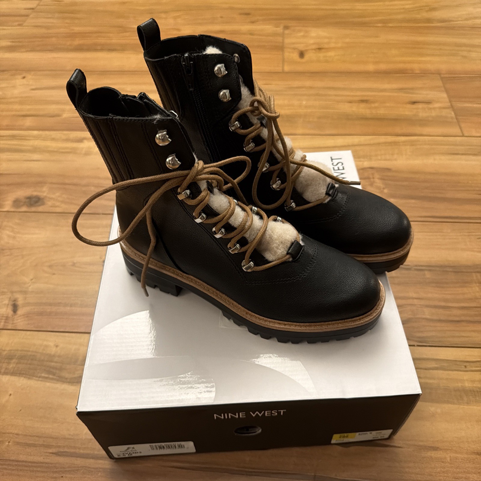 Nine West Black Women’s IVANI3 Combat Tongue Lined Zip Women Boots Size 6.5