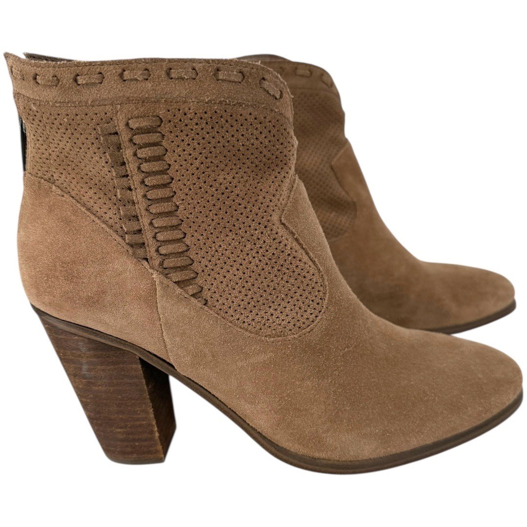 Vince Camuto Womens Fretzia Suede Perforated Ankle Boots Tan Block Heel Size 8M