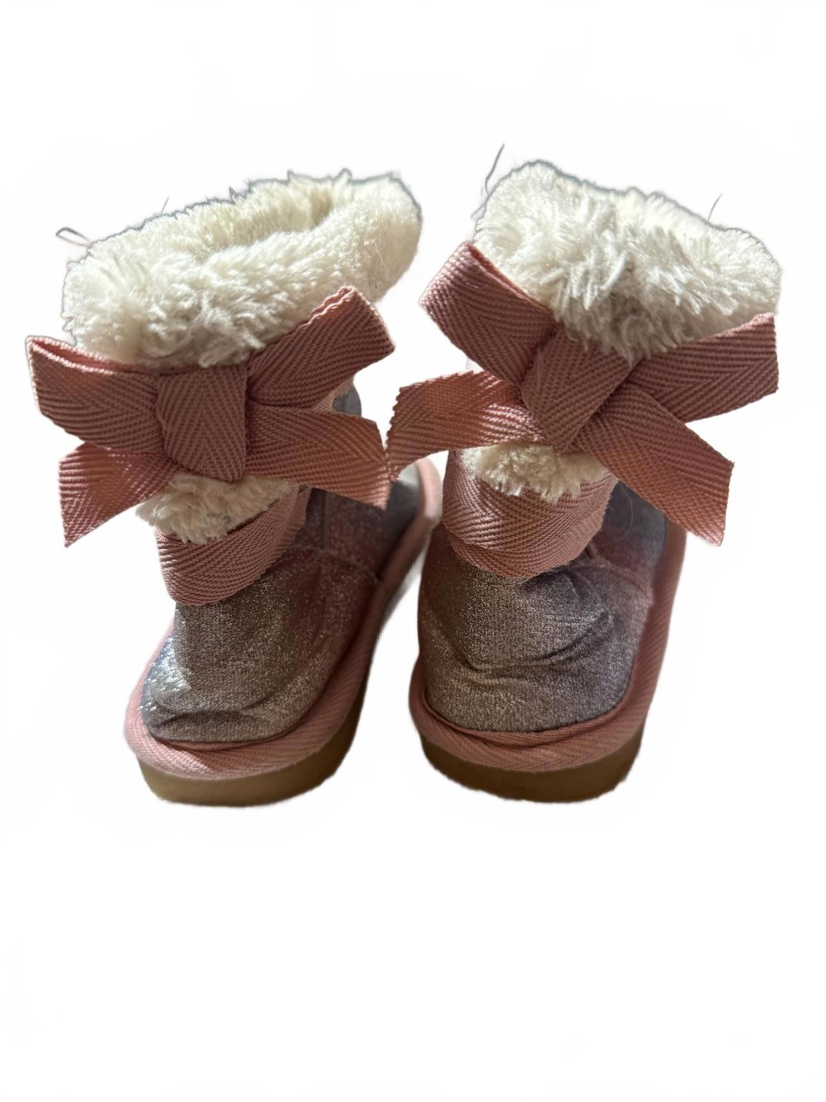 Girls 9 Pink and Silver Glitter Winter Boots with Faux Fur and Ribbon Bow