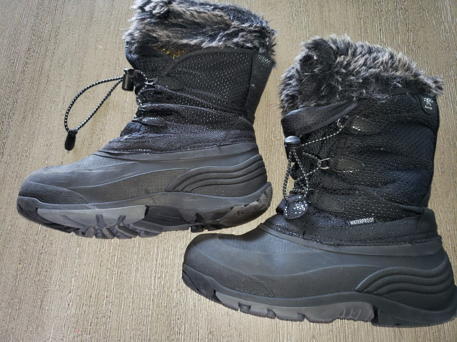 girls BLACK WINTER SNOW BOOTS size 3 shimmery FAUX FUR TRIM TOPS LACE UP