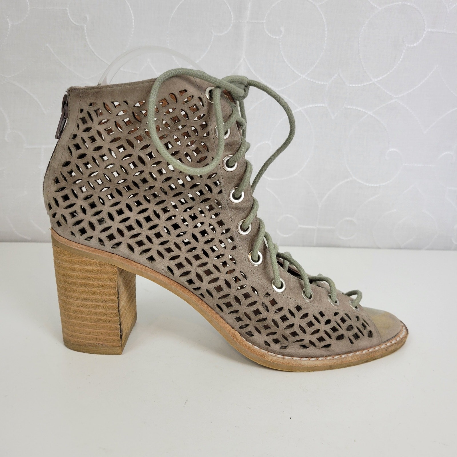 Jeffrey Campbell Women Boots Size 8.5 Gray Taupe Open Toe Block Heel Lace Up
