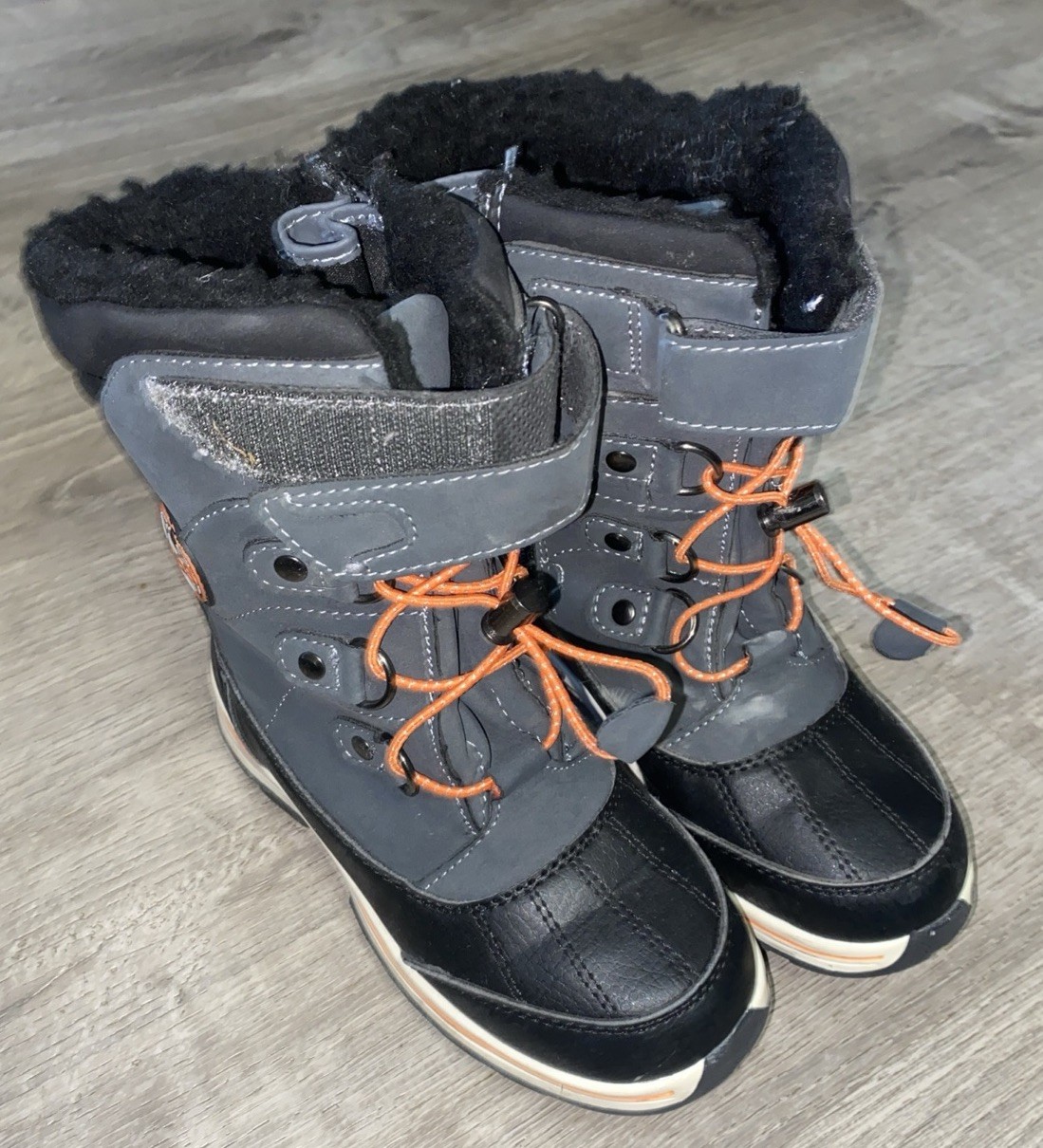 Totes Diamond Girls Winter Boots – Size 2- Weather Protectors