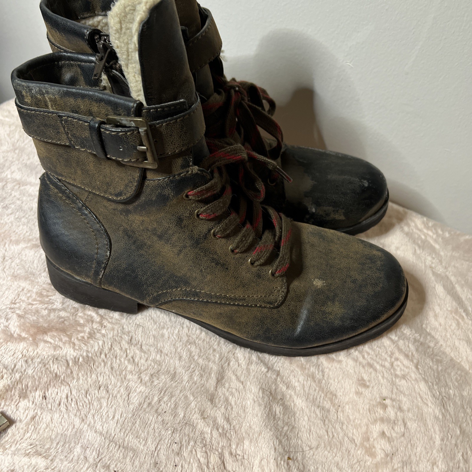 Ruff Hewn women boots size 9