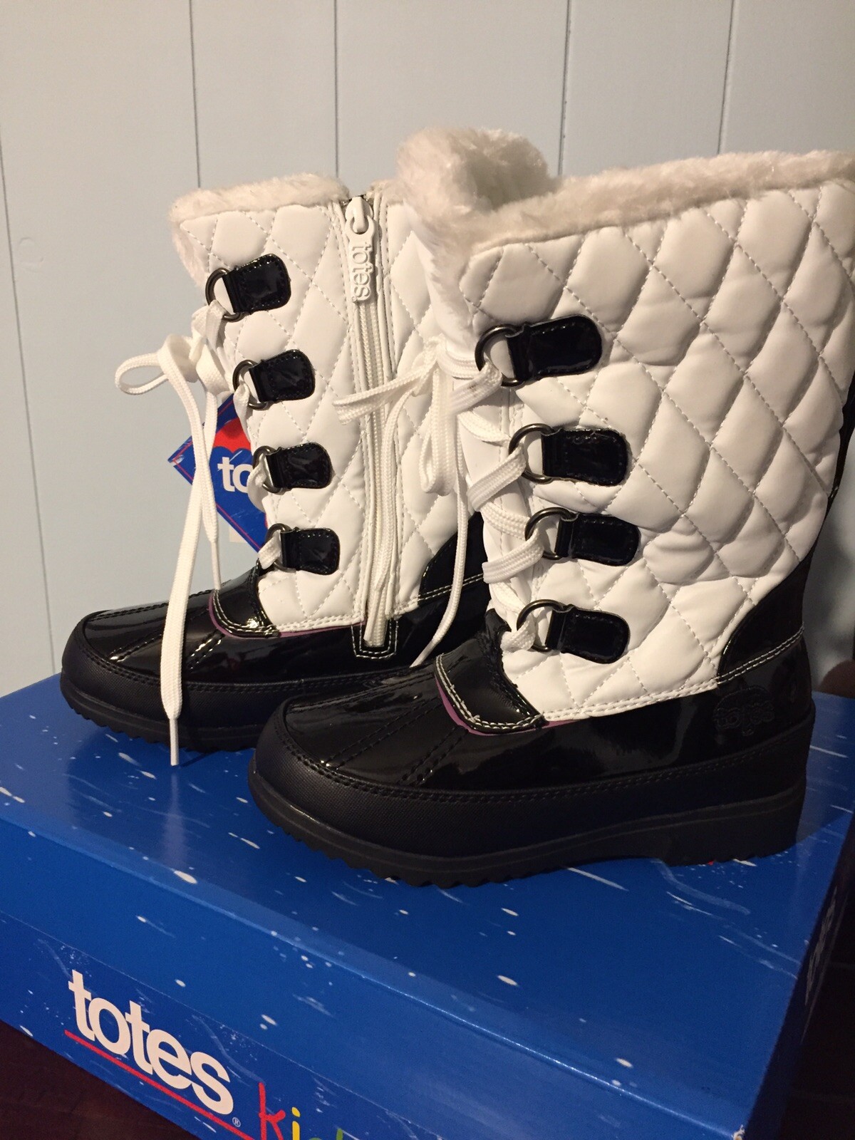 Totes Girls’ Winter Boots Size 12- Waterproof-Black/White  NEW