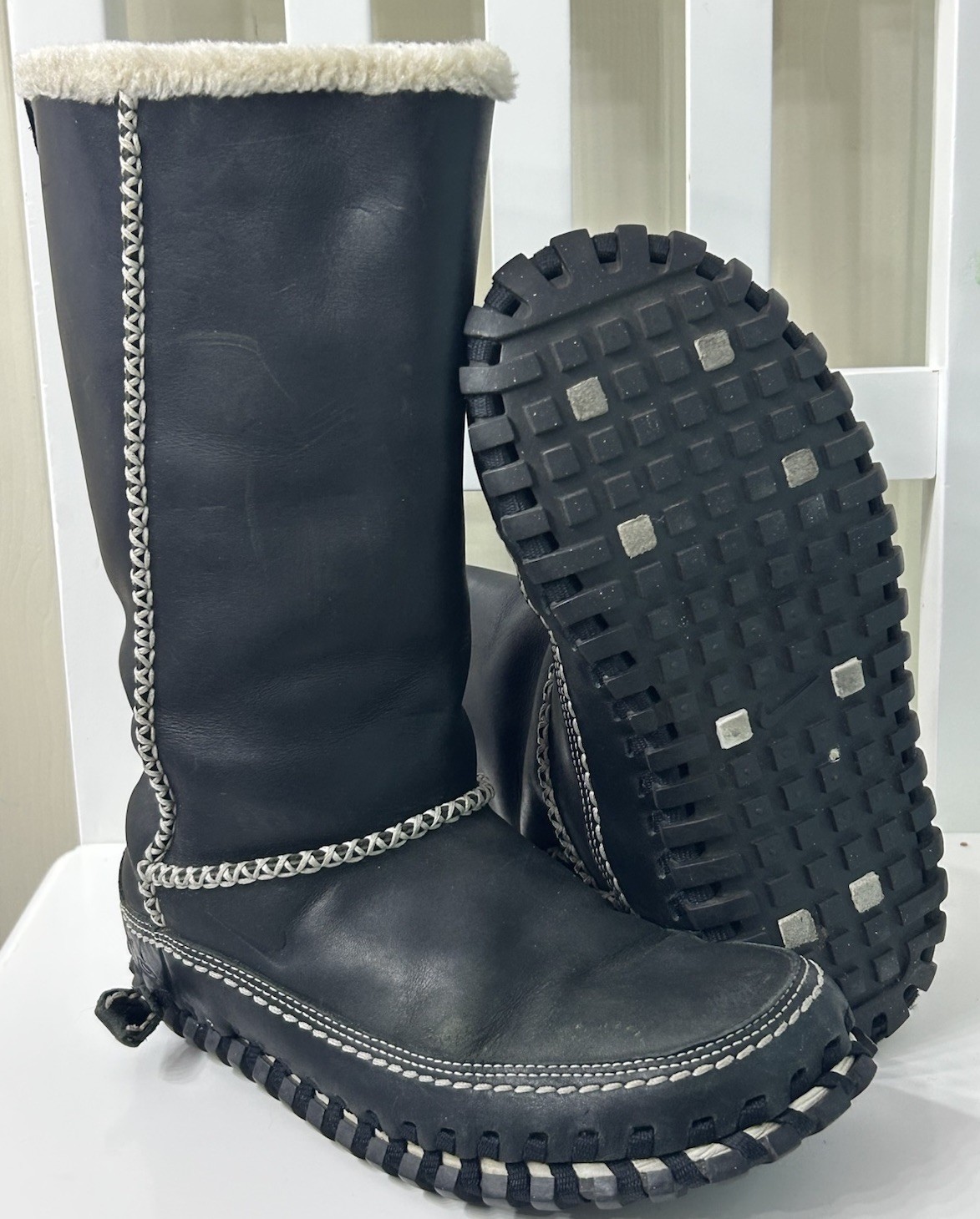 Nike Women Winter Boots Sz 6 ACG Puddle Proof Valenka Wool PullOn Moccasin Black