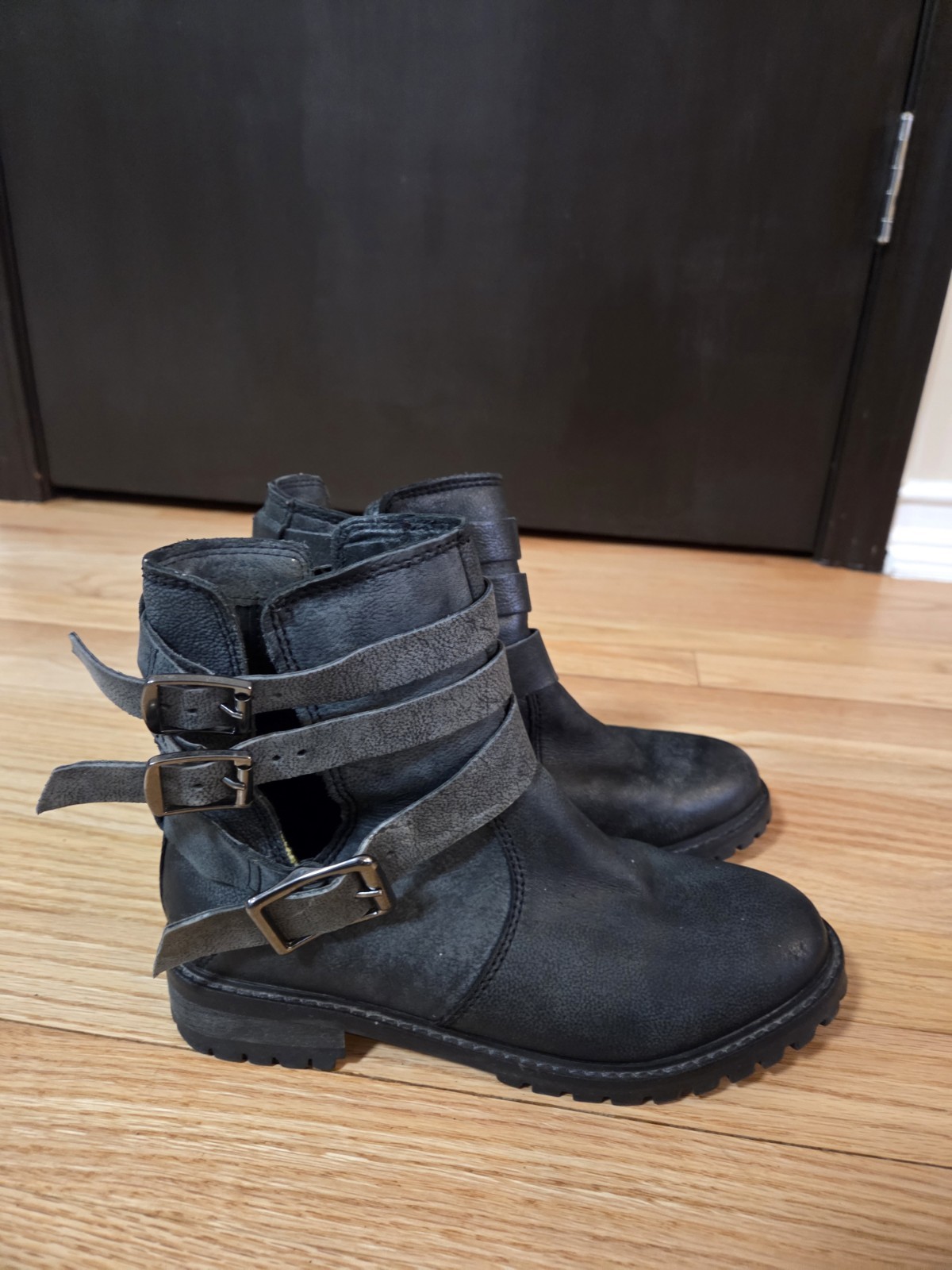 PULL&BEAR WOMEN BOOTS SIZE 37 EU/6.5 US MOTORCYCLE DARK GRAY LEATHER