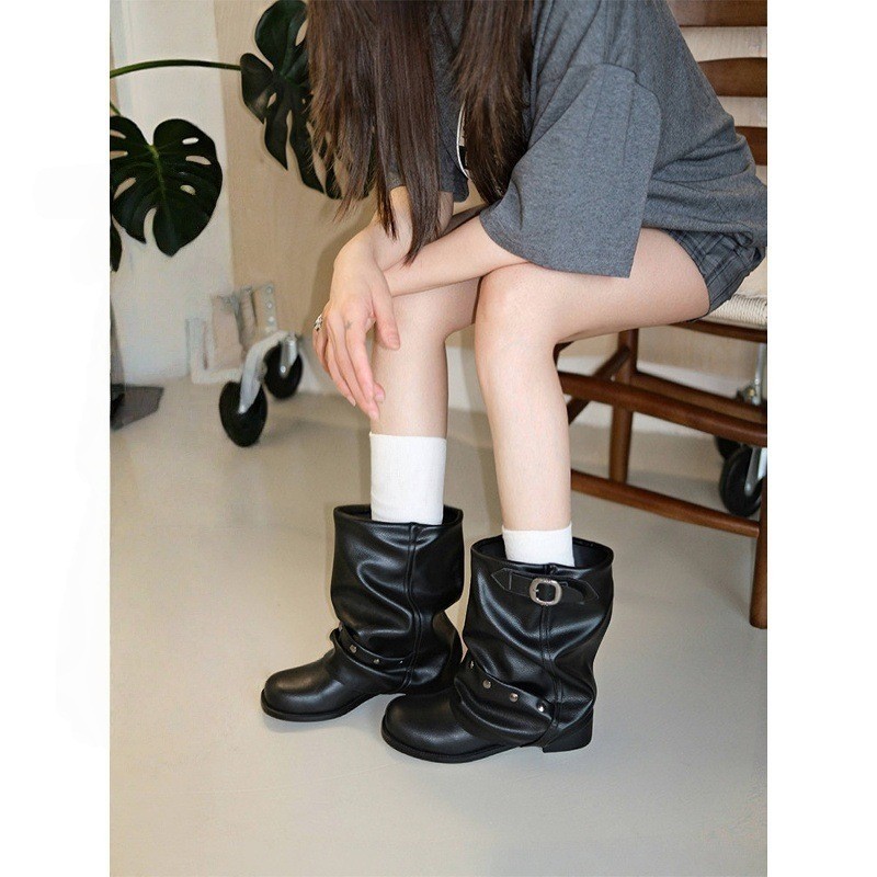 Women Boots 2025 New Black Rivet Motorcycle Boots Buckle Round Toe Leather Boots