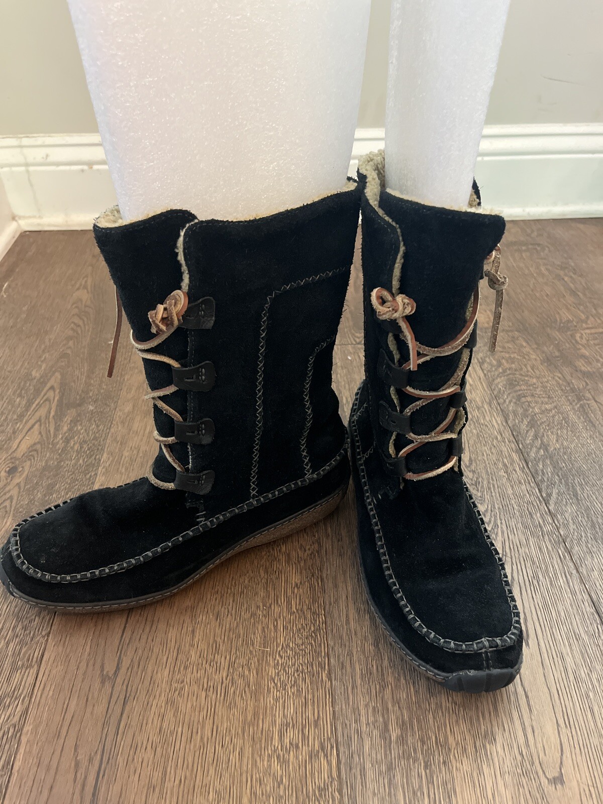 Timberland Fauna Black Women Boots Suede Moccasin Lace Up Sherpa Lined Sz 6M