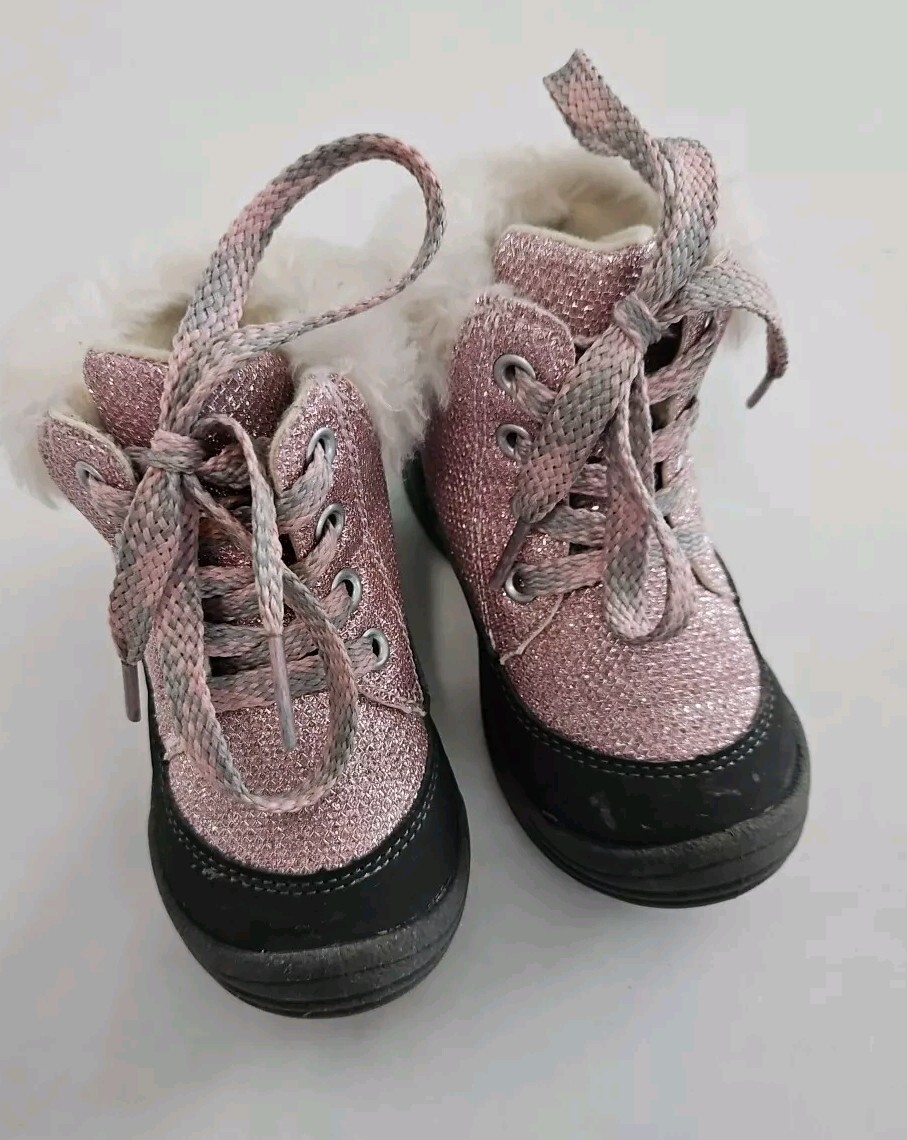 Oshkosh B’Gosh Toddler Girls Sparkly Pink Glitter Lace Up Winter Booties Sz 6 M