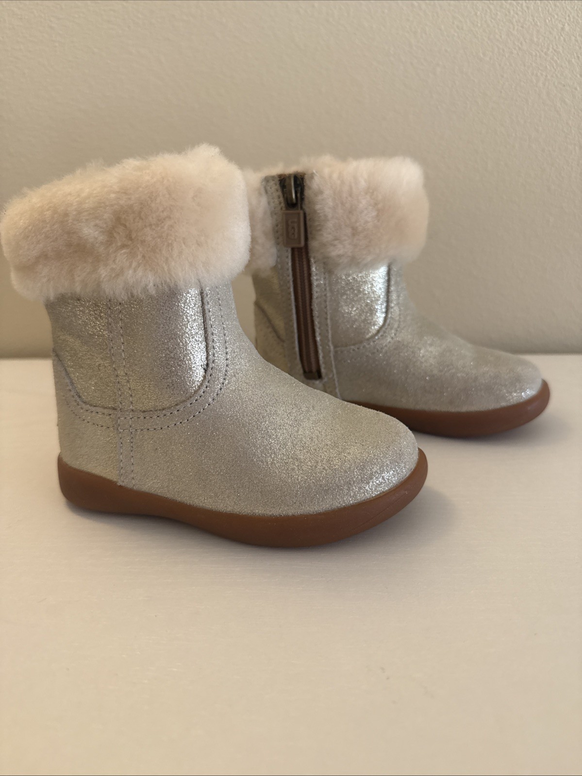 UGG Baby Toddler Girls Boots Gold Jorie Shearling 6