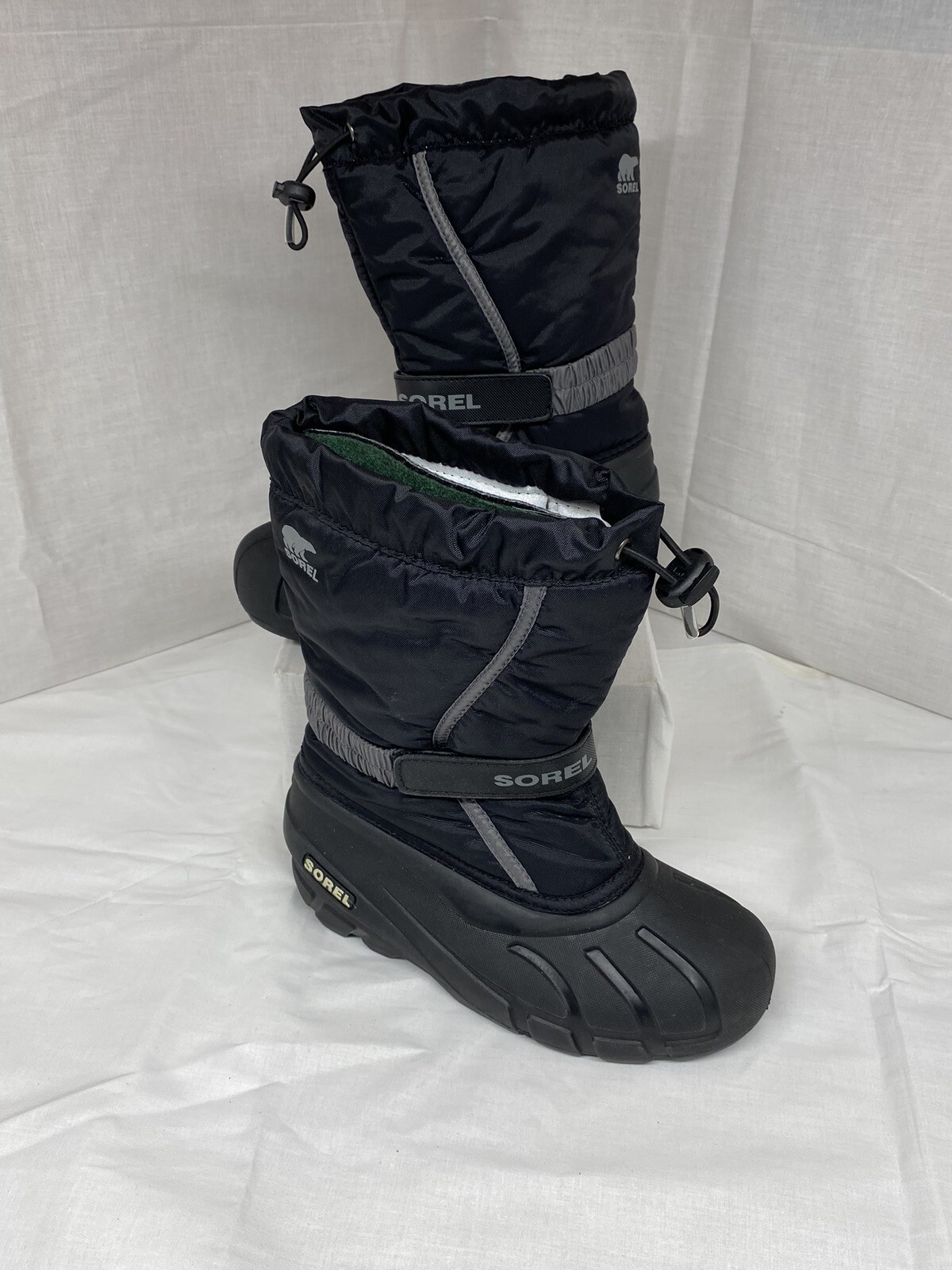 Sorel Black Flurry Winter Snow Women Boots Waterproof Size 4.