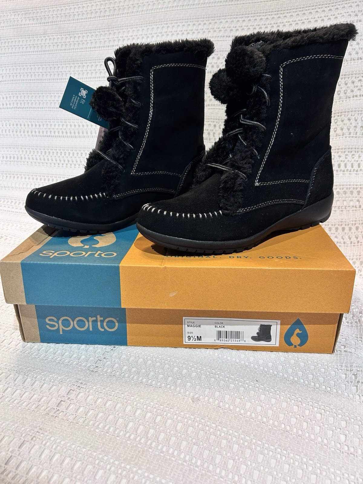 NIB Sporto Maggie Women Winter Boots Sz 9.5M Black Suede Thermolite Lightweight