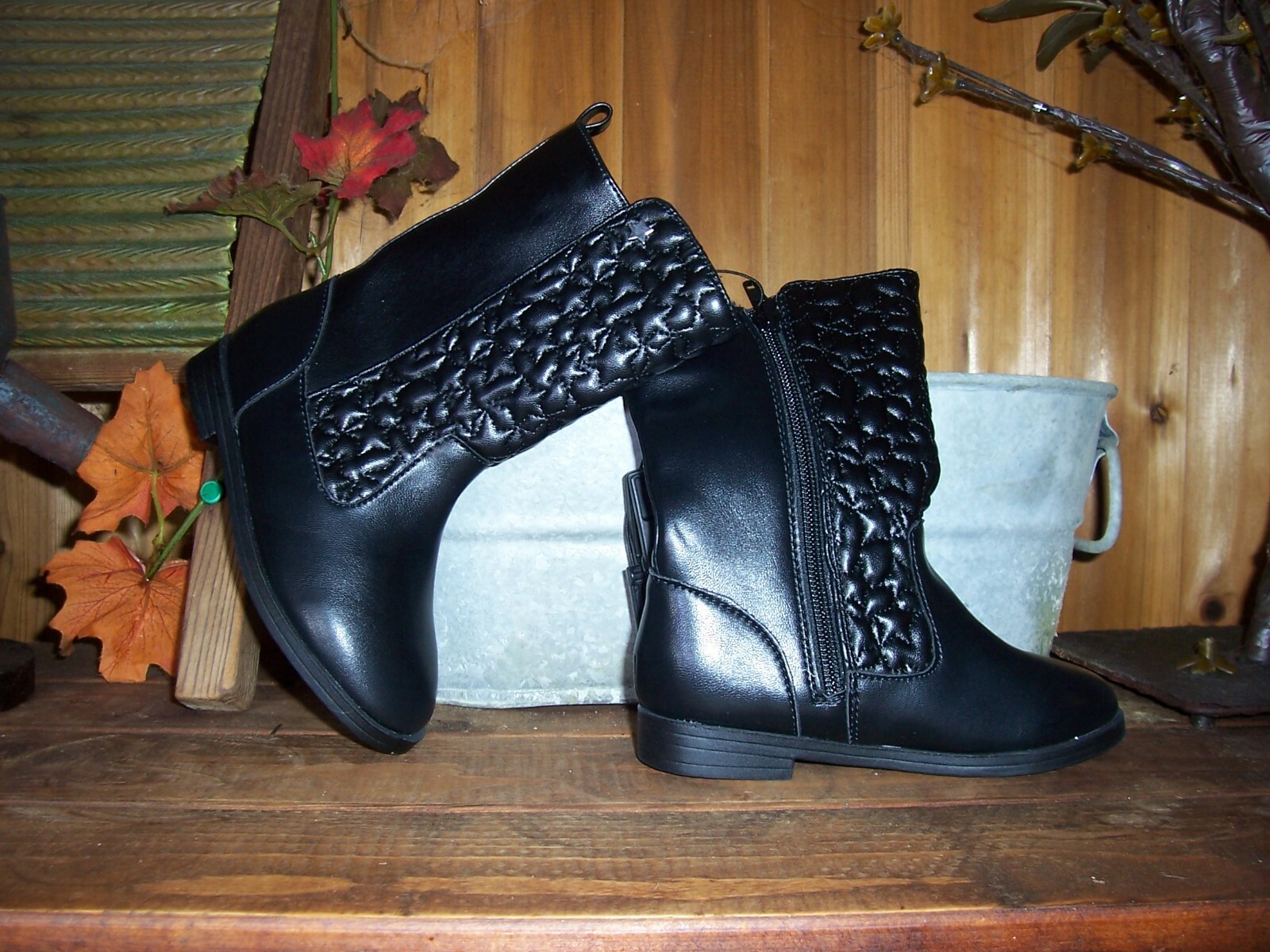 WONDER NATION GIRLS TODDLER BOOTS SHOES SIZE 11 BLACK ZIPPER SIDE STAR THEME NE