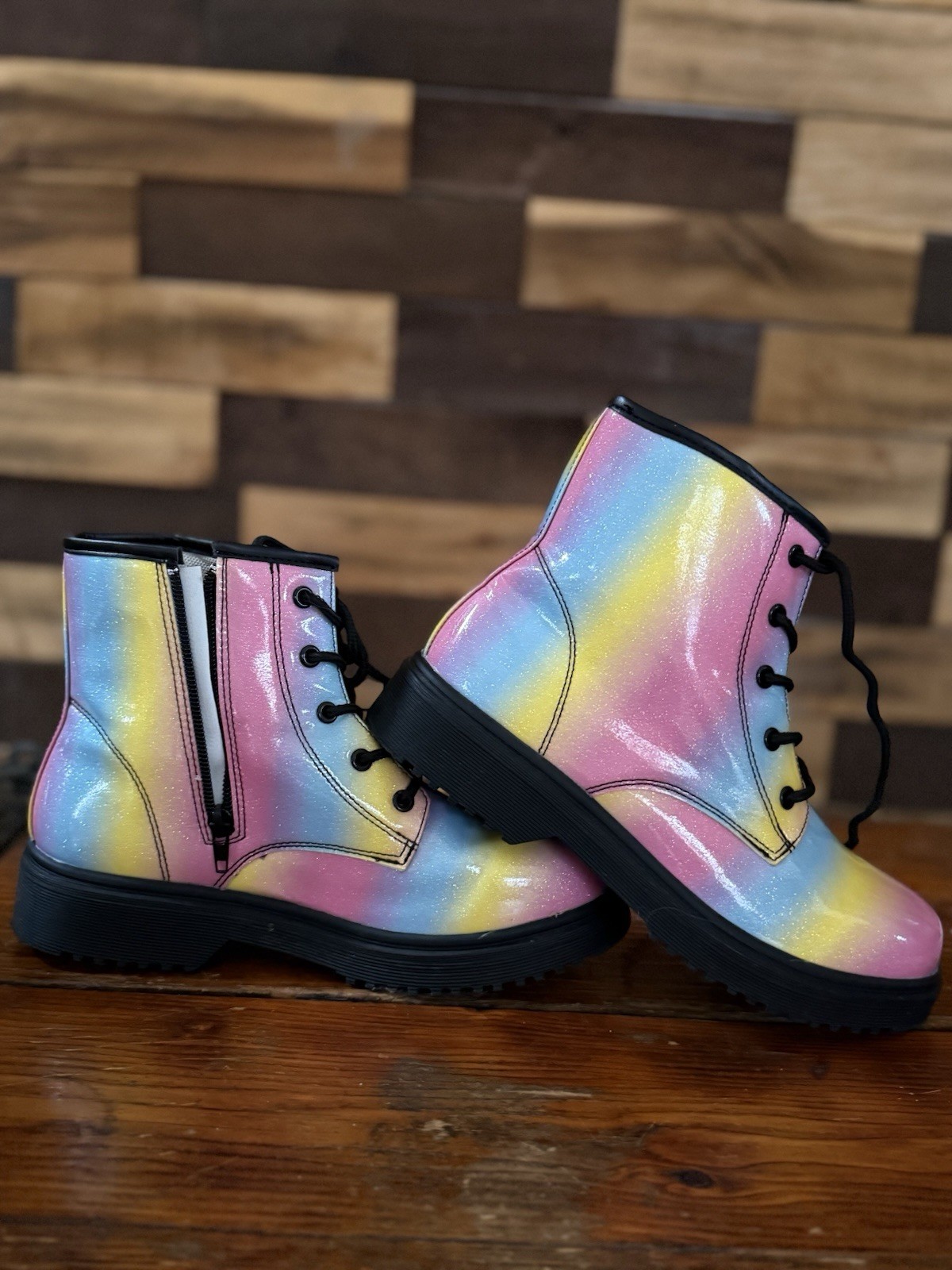 Rainbow youth girls boots . Side zip size 36 equivalent to US Sz 5.1/2 to 6