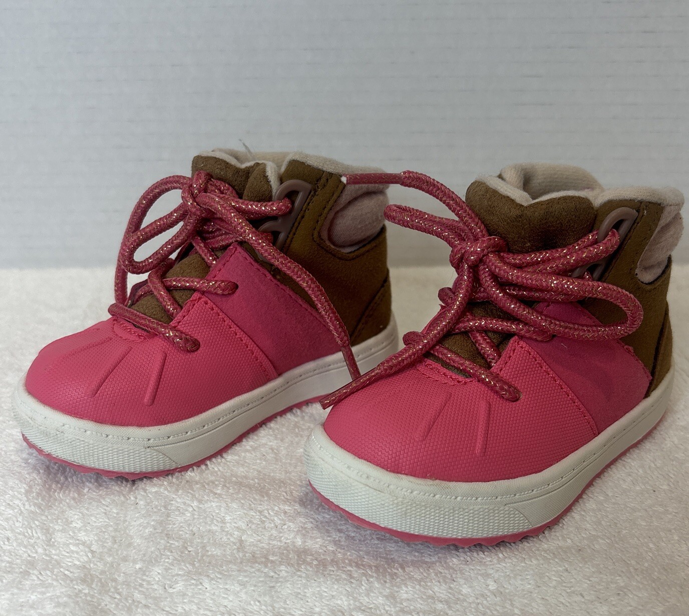 OshKosh B’gosh Youth Girls Pink and Brown Lace Up Shoe Boots Size 5M