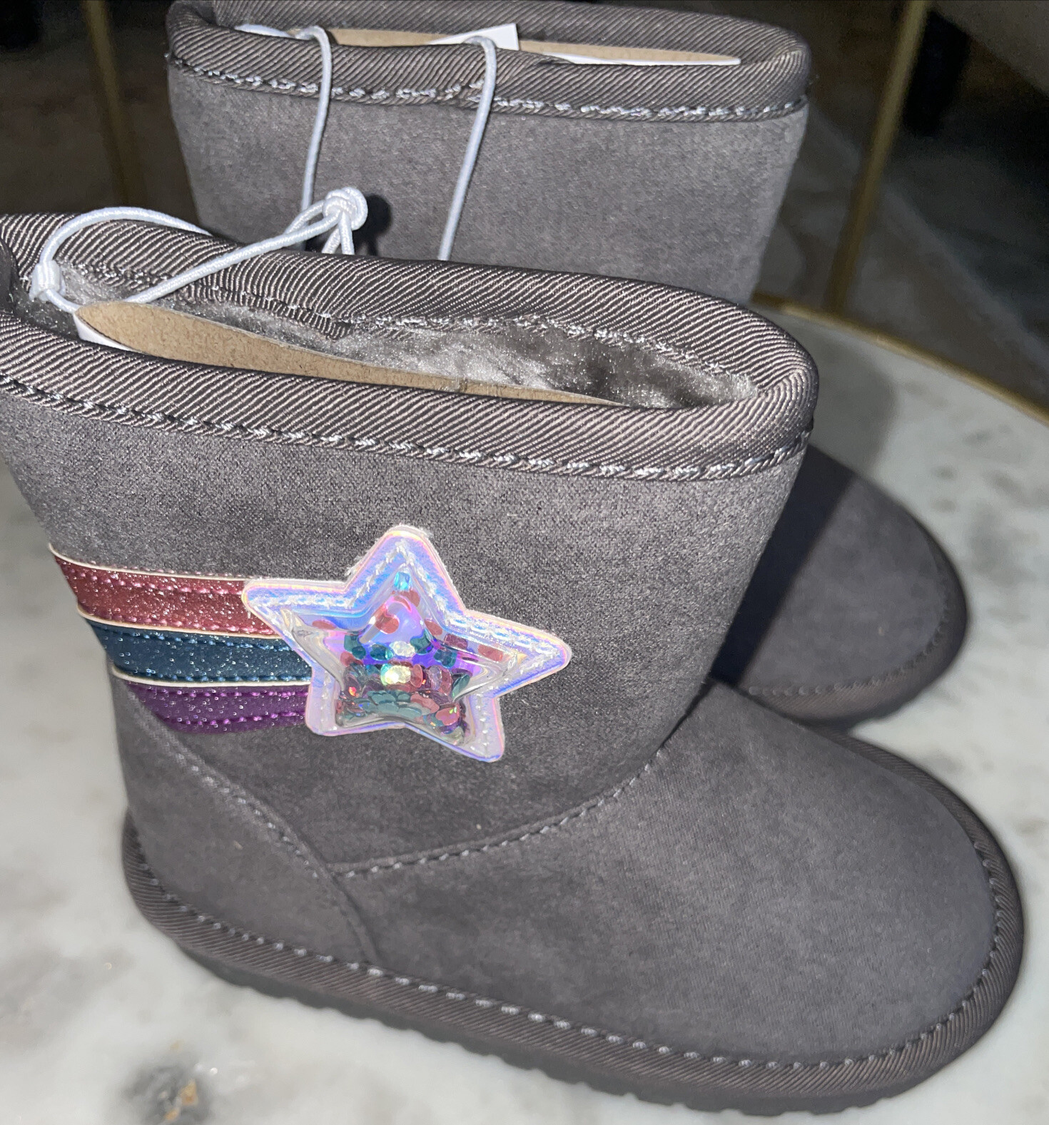 Childrens Place Toddler Girls Gray. Boots. Winter. Snow. Warm. Size 5