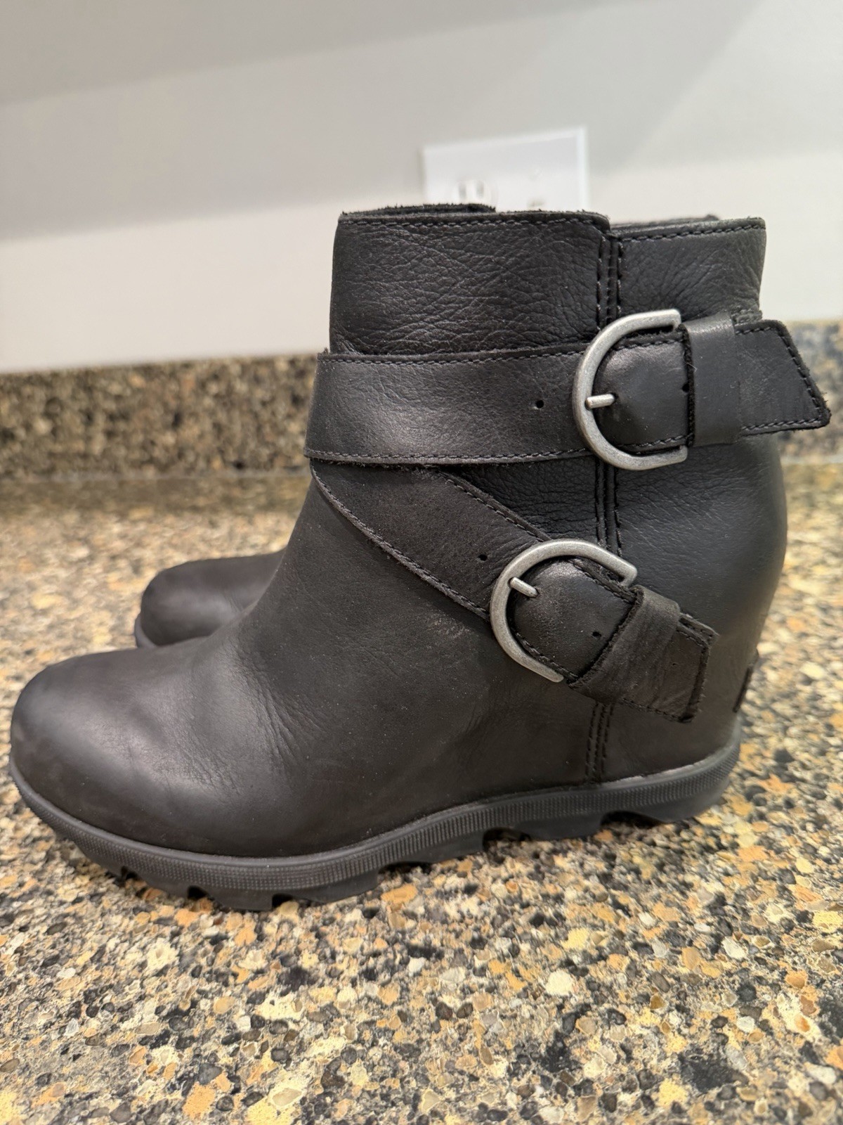 Sorel NL3360 Joan of Arctic Wedge II Waterproof  Buckle Zip Women Boots 7.5