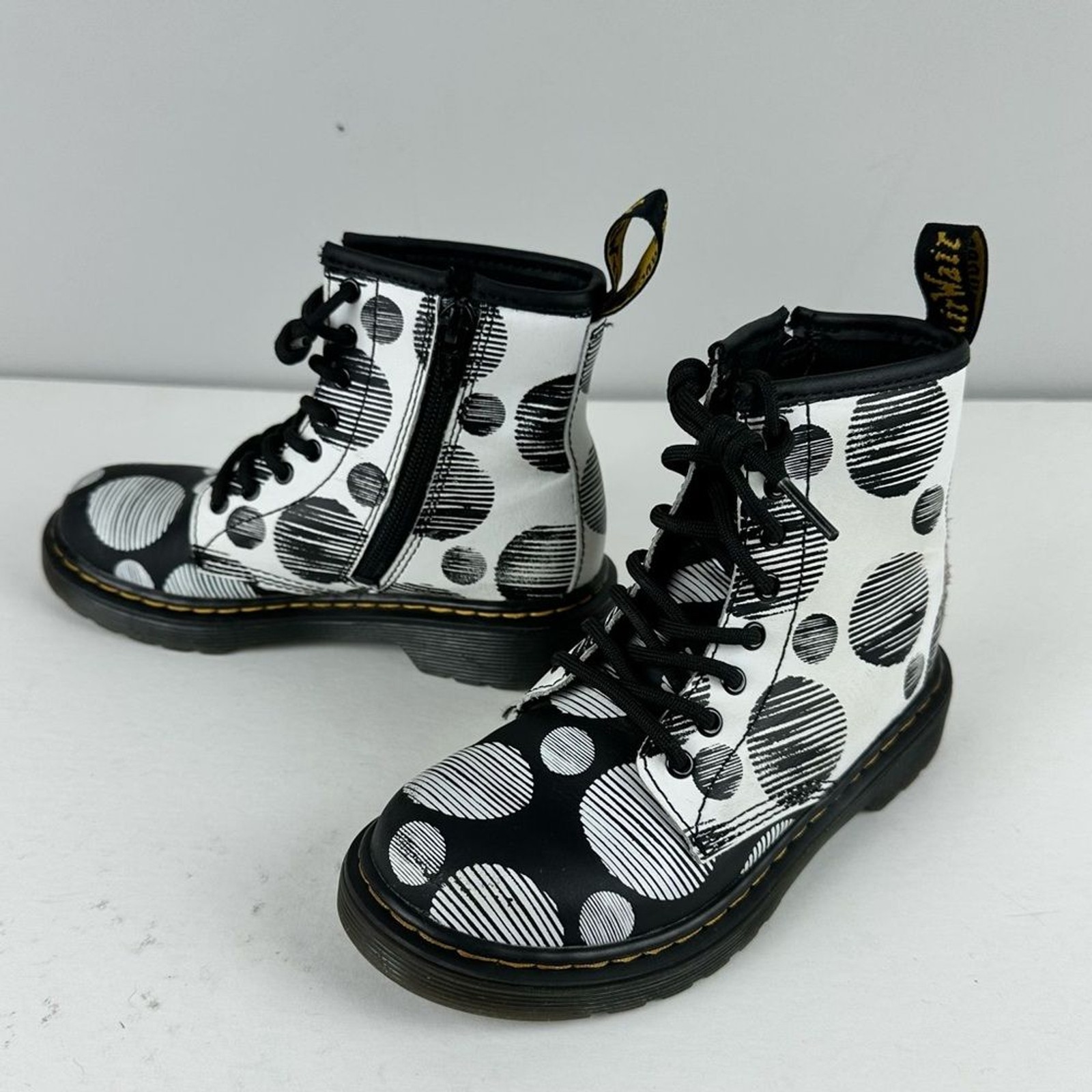 Dr. Martens 1460 girls polka dot leather boots sz 13